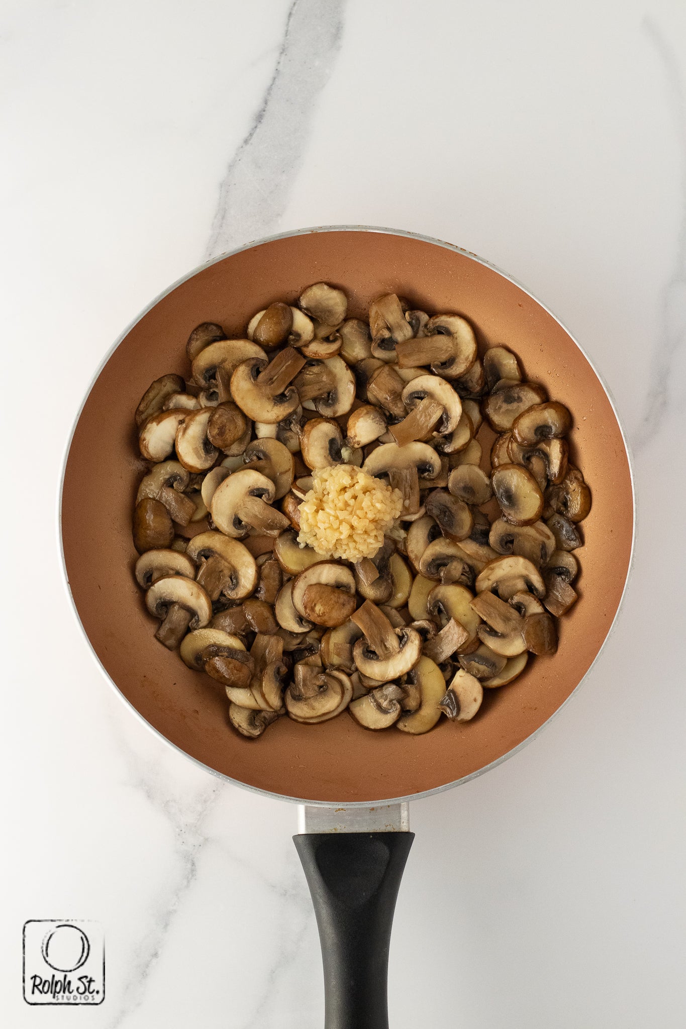 Recreation: Keto Garlic Chicken Mushroom Casserole