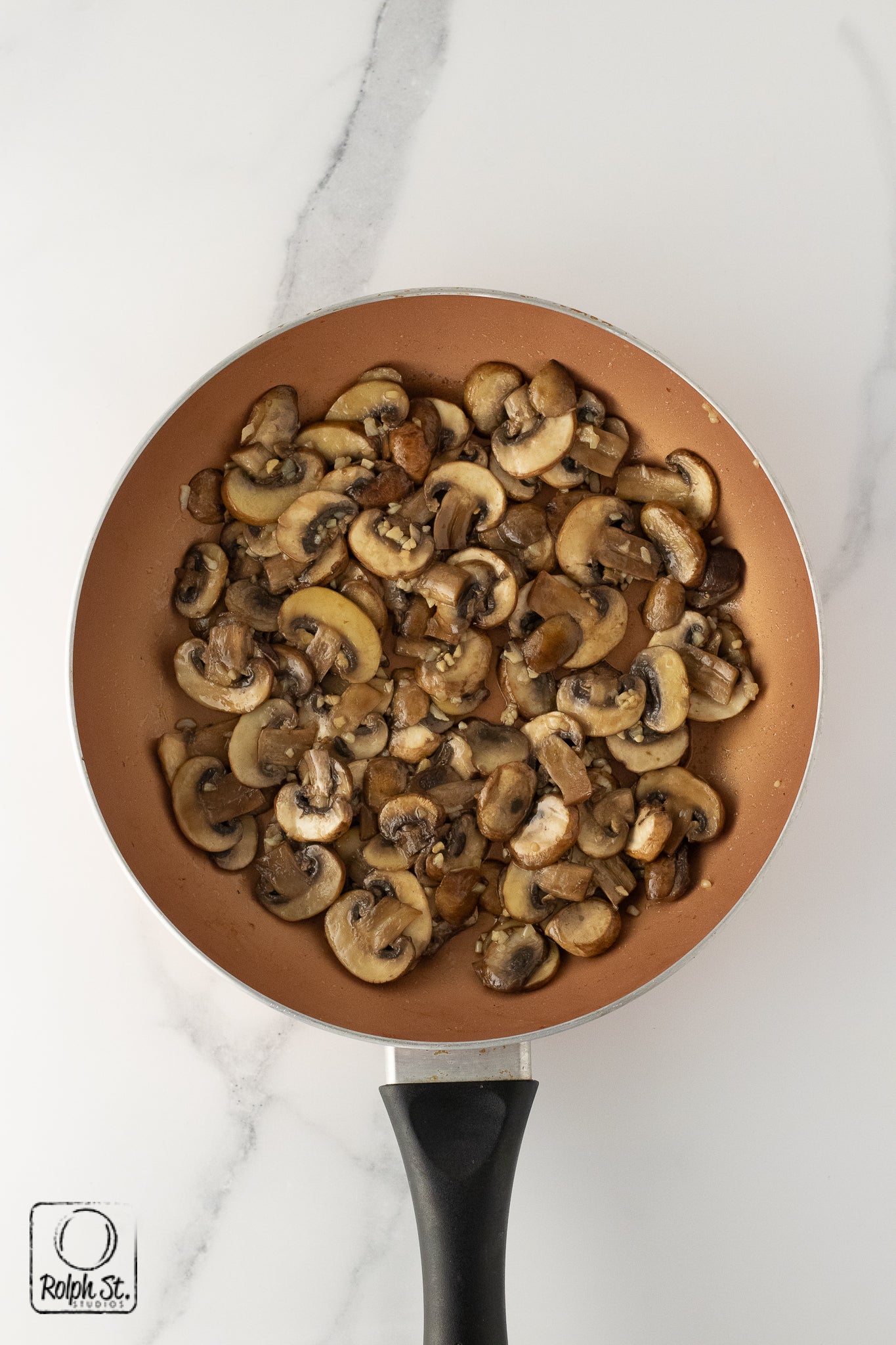 Recreation: Keto Garlic Chicken Mushroom Casserole