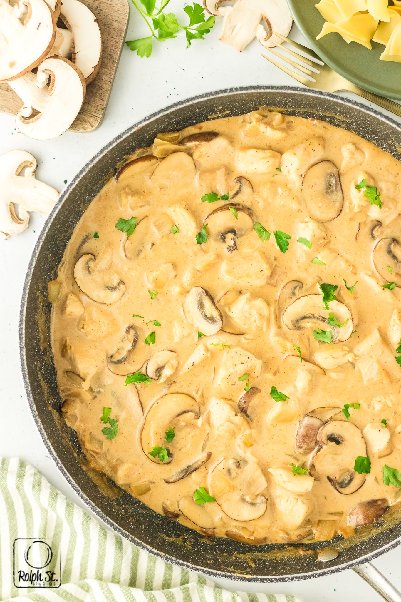 Exclusive Chicken Stroganoff