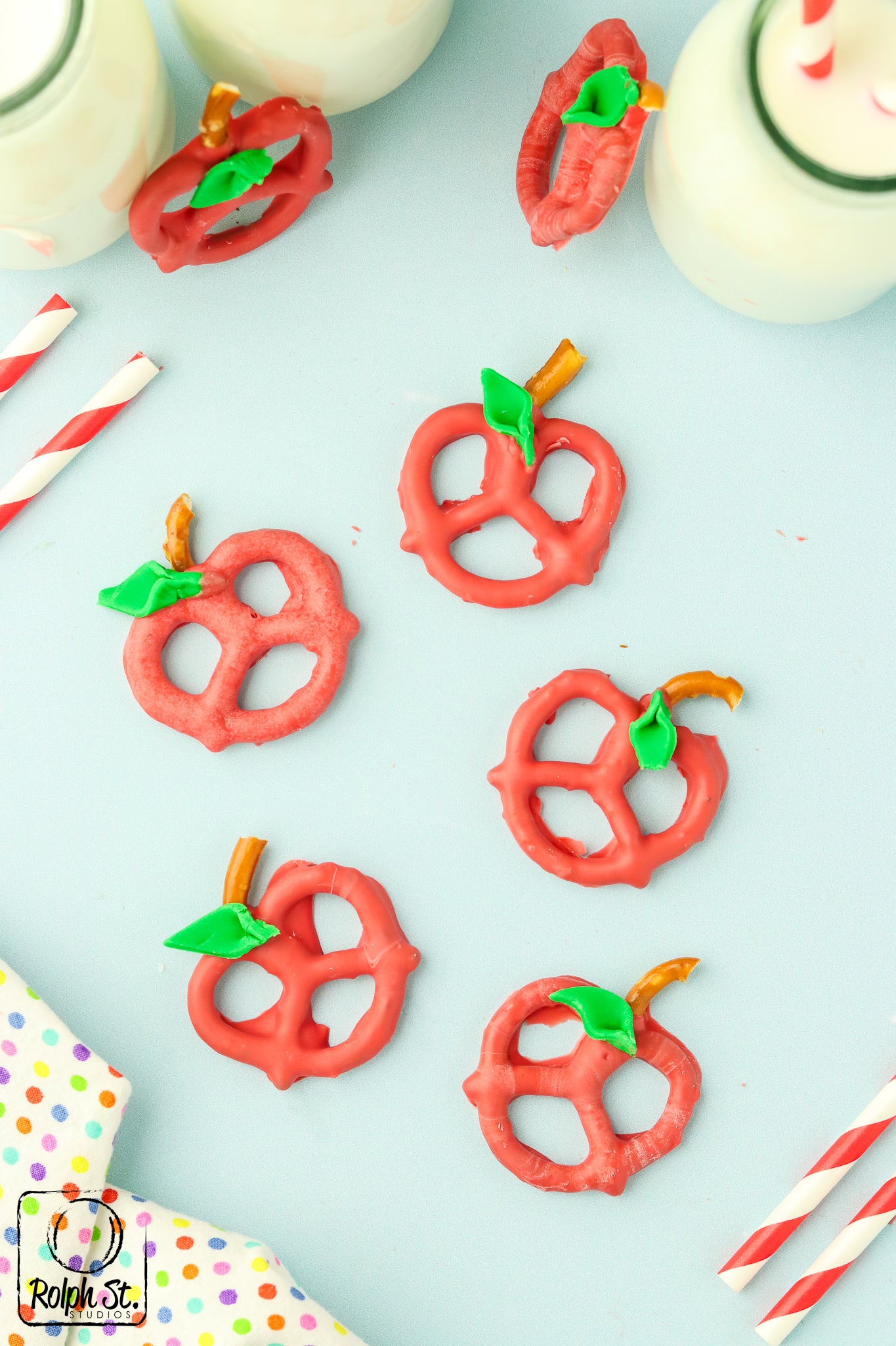 Exclusive Chocolate Covered Pretzel Apples