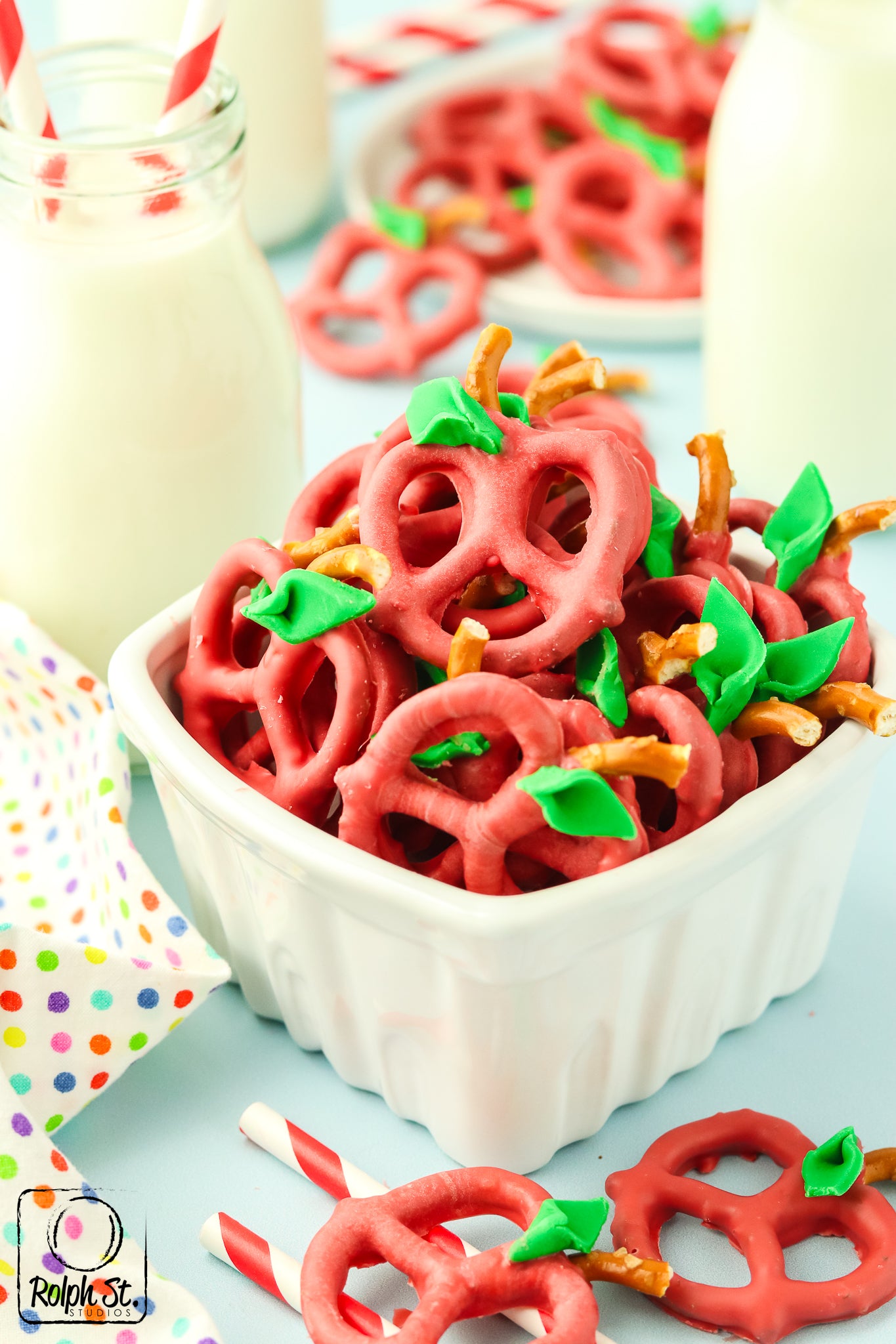 Exclusive Chocolate Covered Pretzel Apples