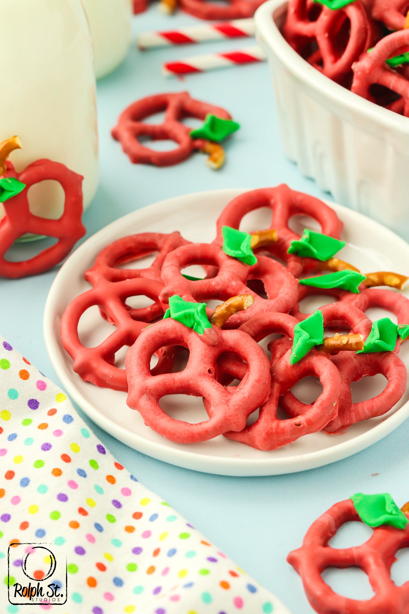 Exclusive Chocolate Covered Pretzel Apples