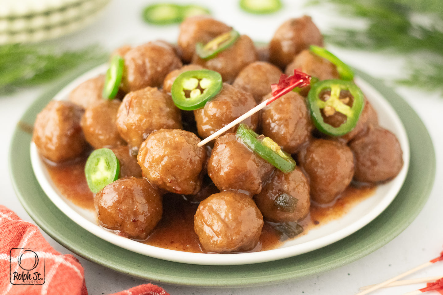 Exclusive Slow Cooker Cranberry Jalapeno Meatballs