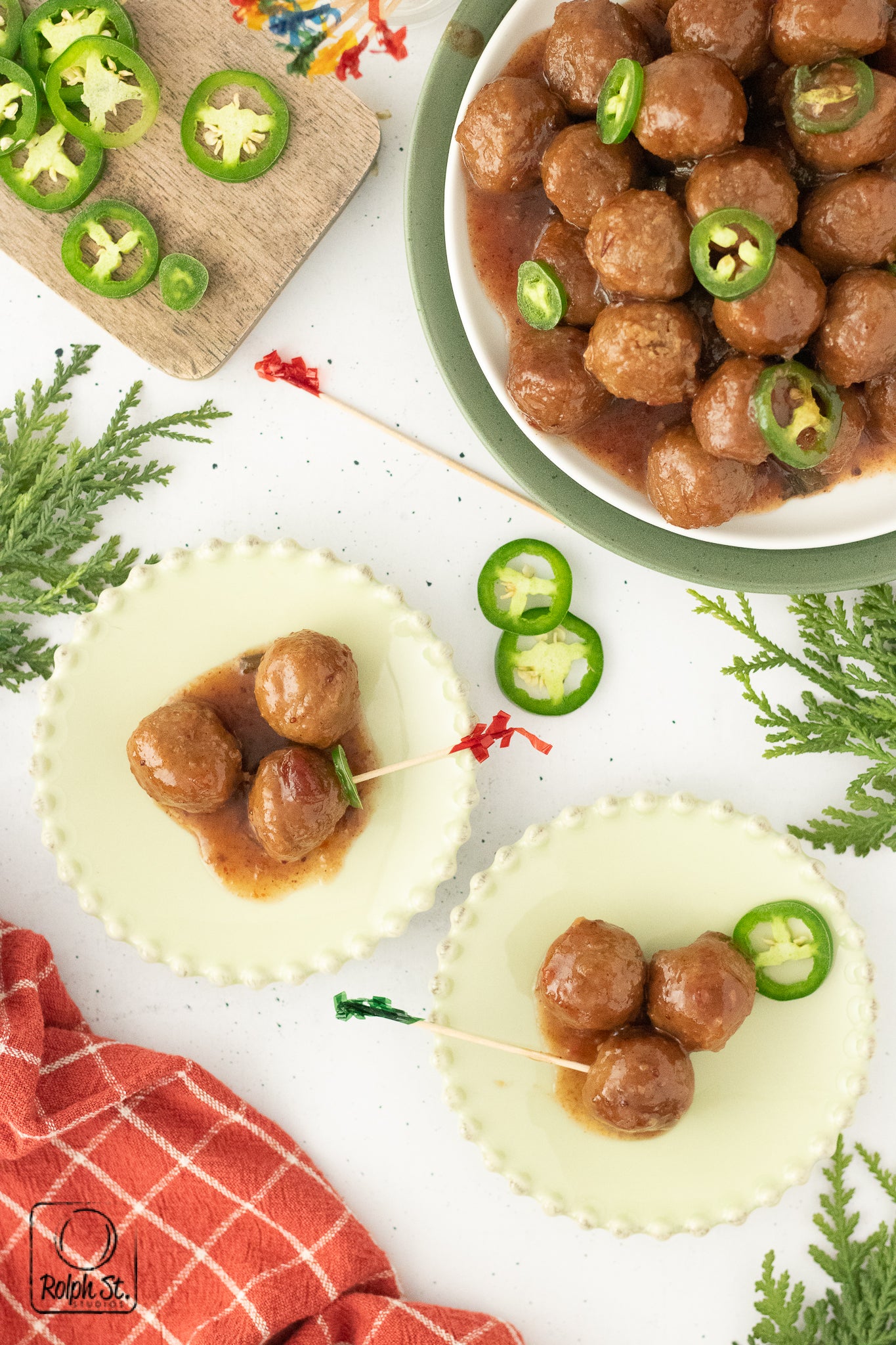 Exclusive Slow Cooker Cranberry Jalapeno Meatballs