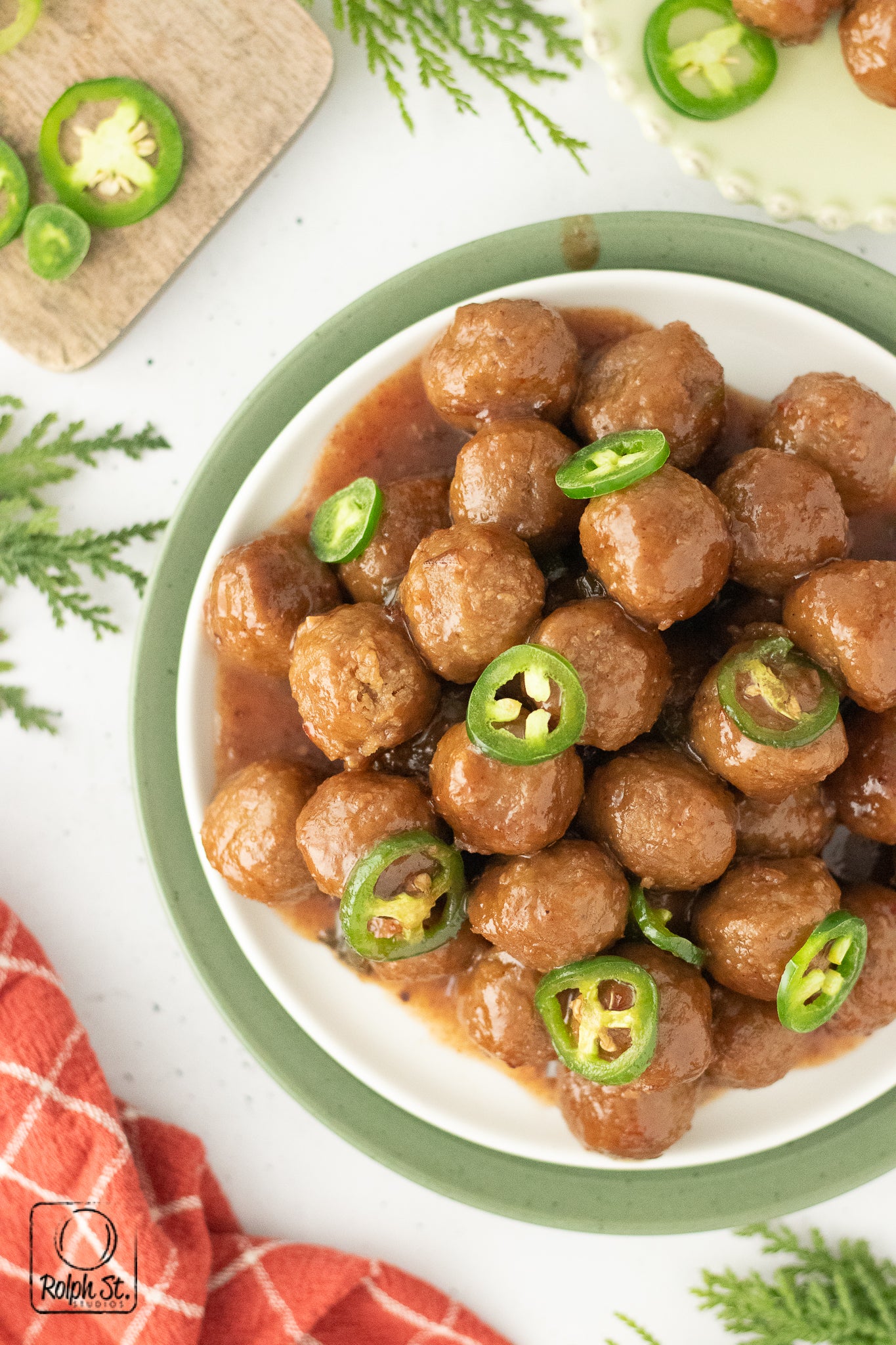 Exclusive Slow Cooker Cranberry Jalapeno Meatballs
