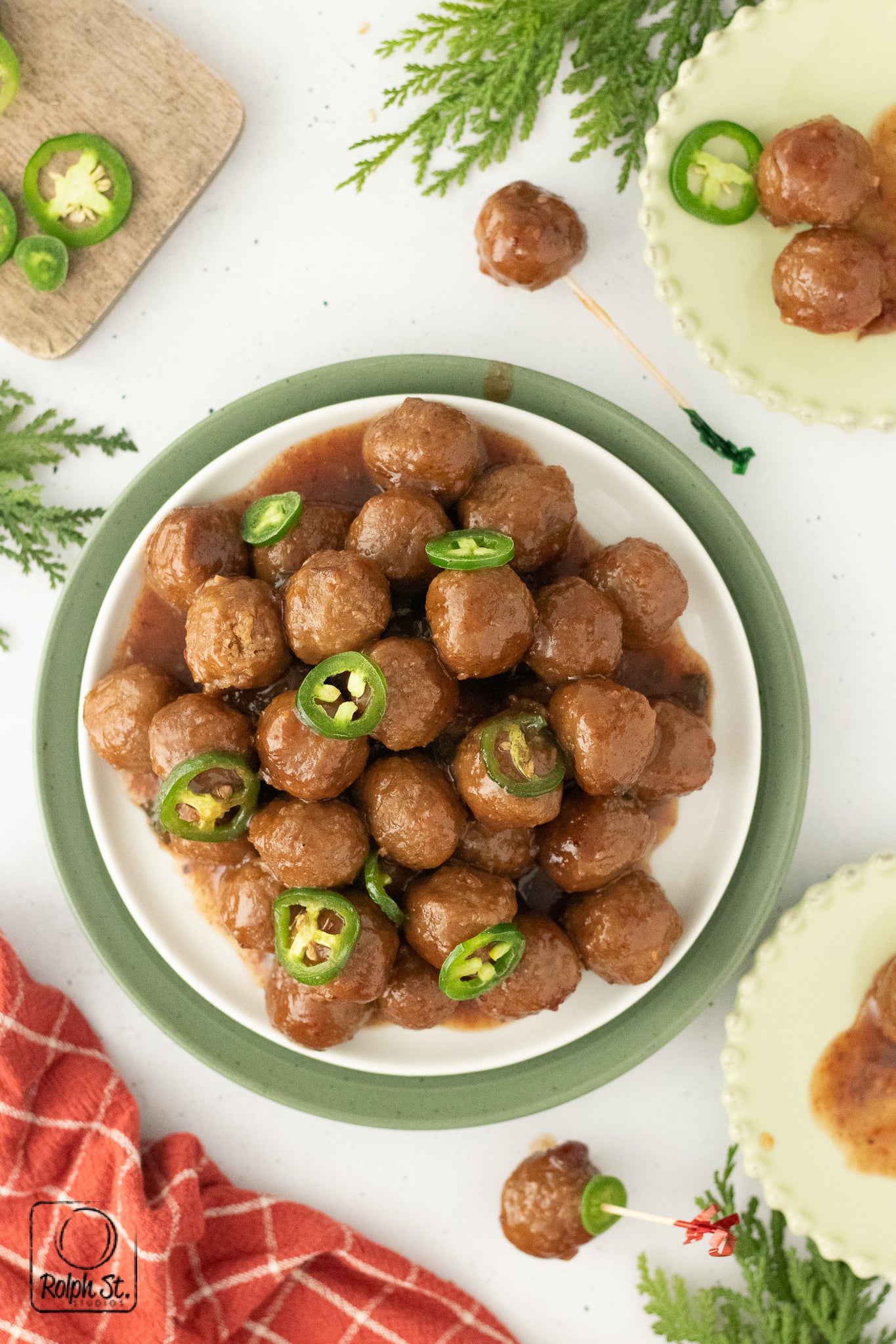 Exclusive Slow Cooker Cranberry Jalapeno Meatballs