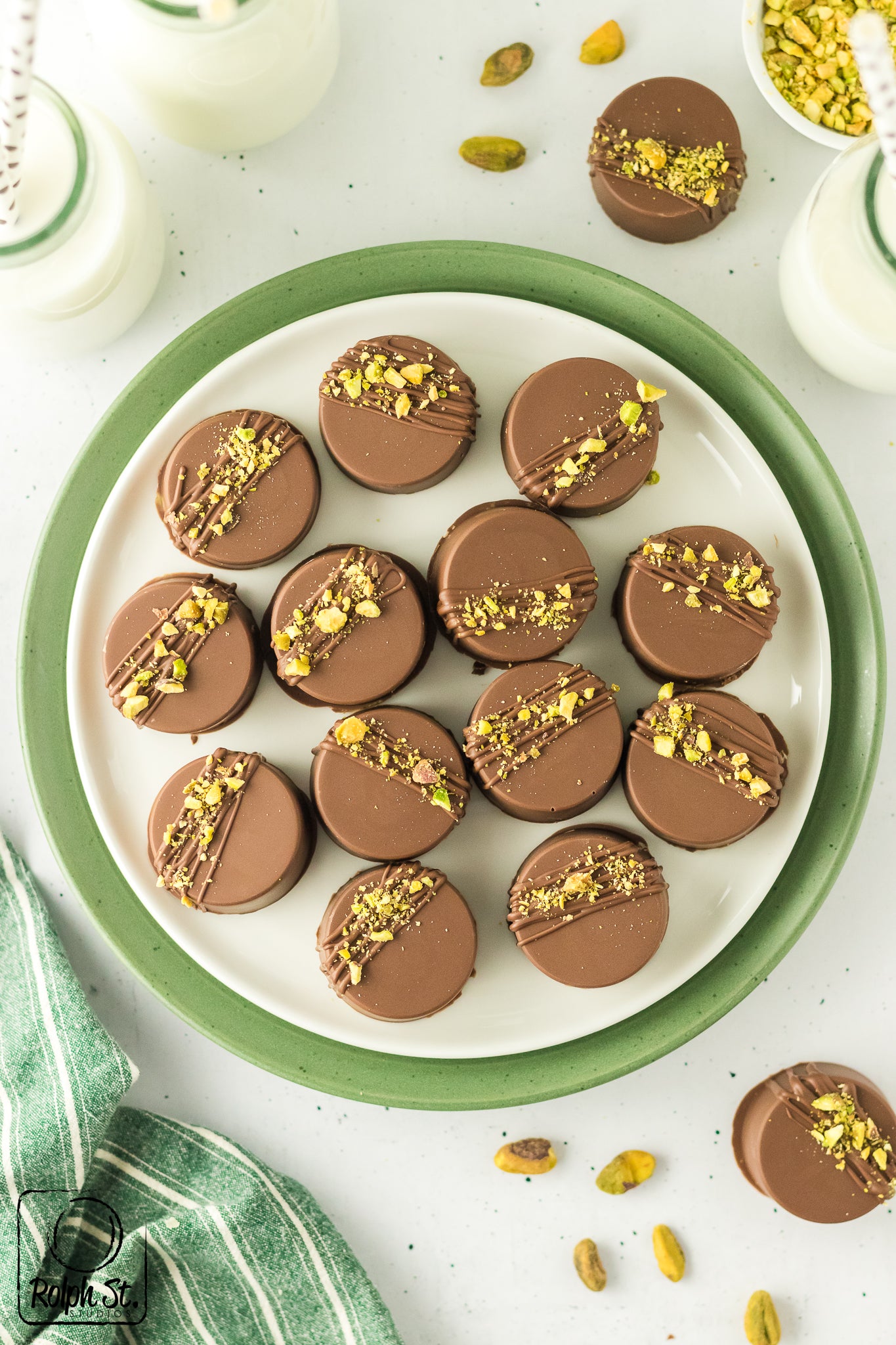 Exclusive Dubai Chocolate Cups