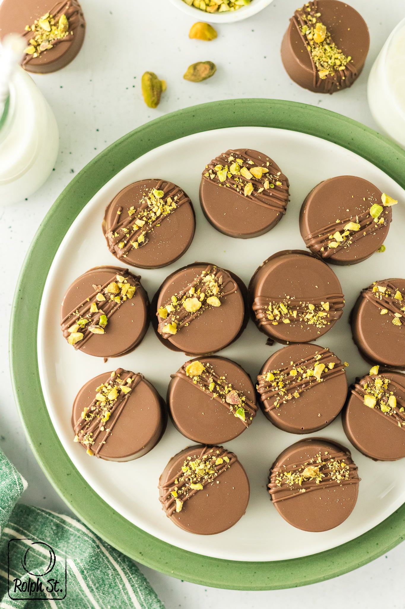 Exclusive Dubai Chocolate Cups