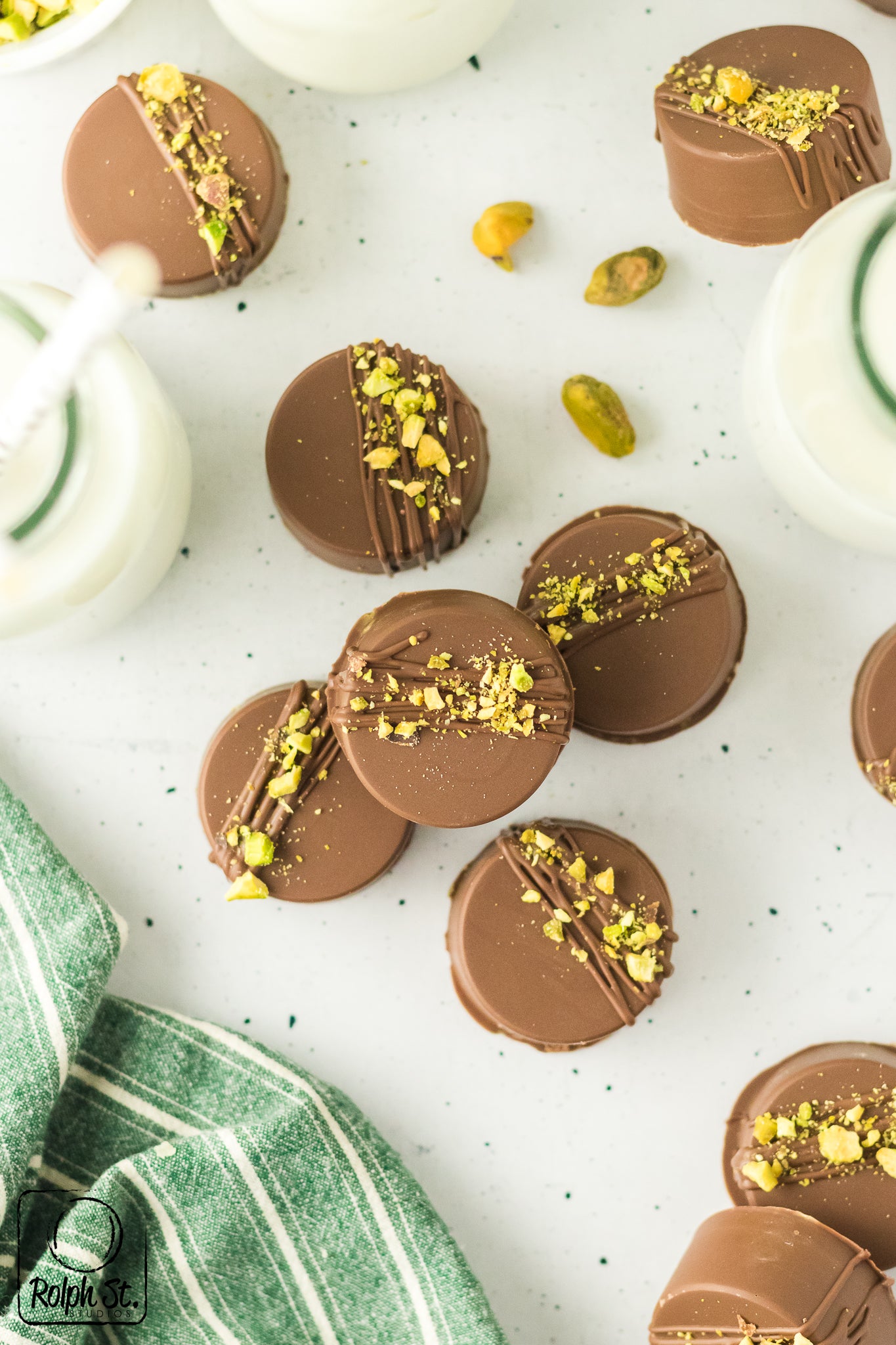 Exclusive Dubai Chocolate Cups