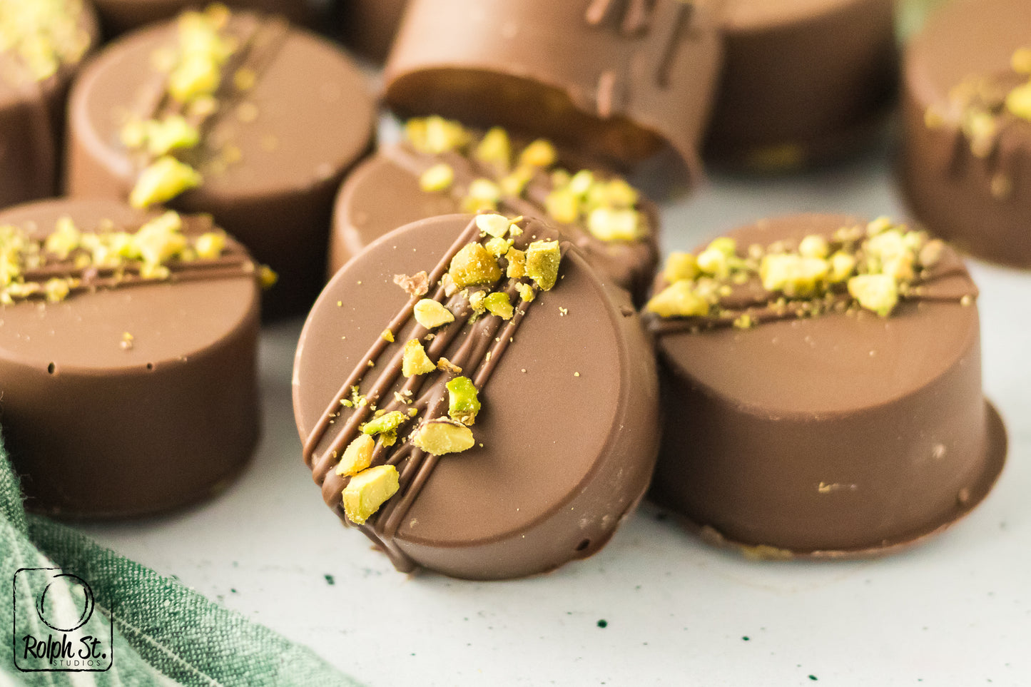 Exclusive Dubai Chocolate Cups