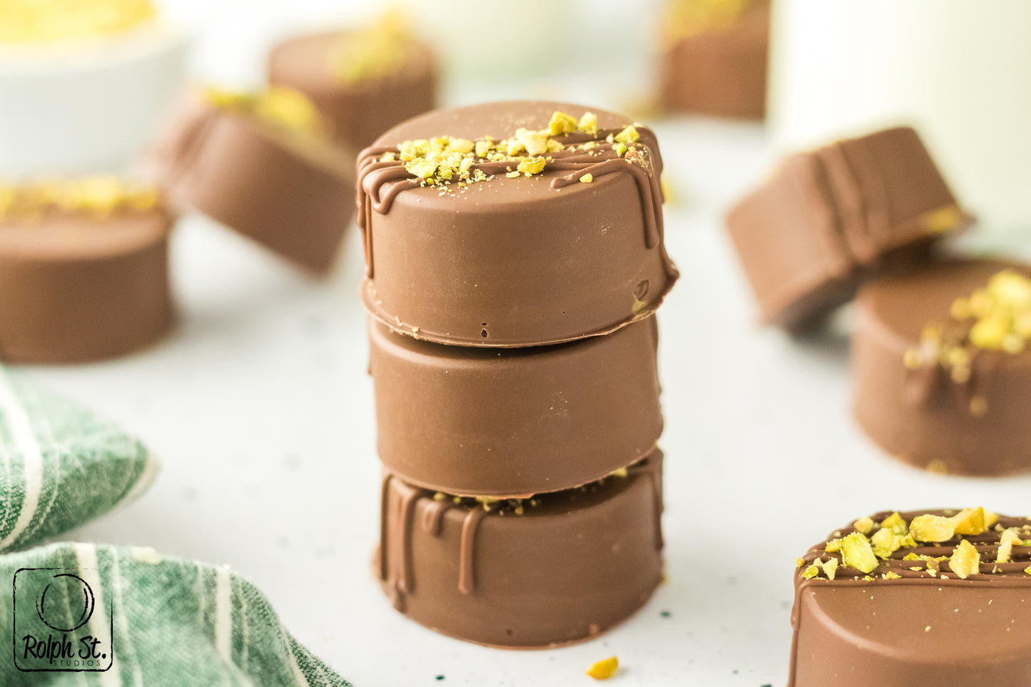 Exclusive Dubai Chocolate Cups