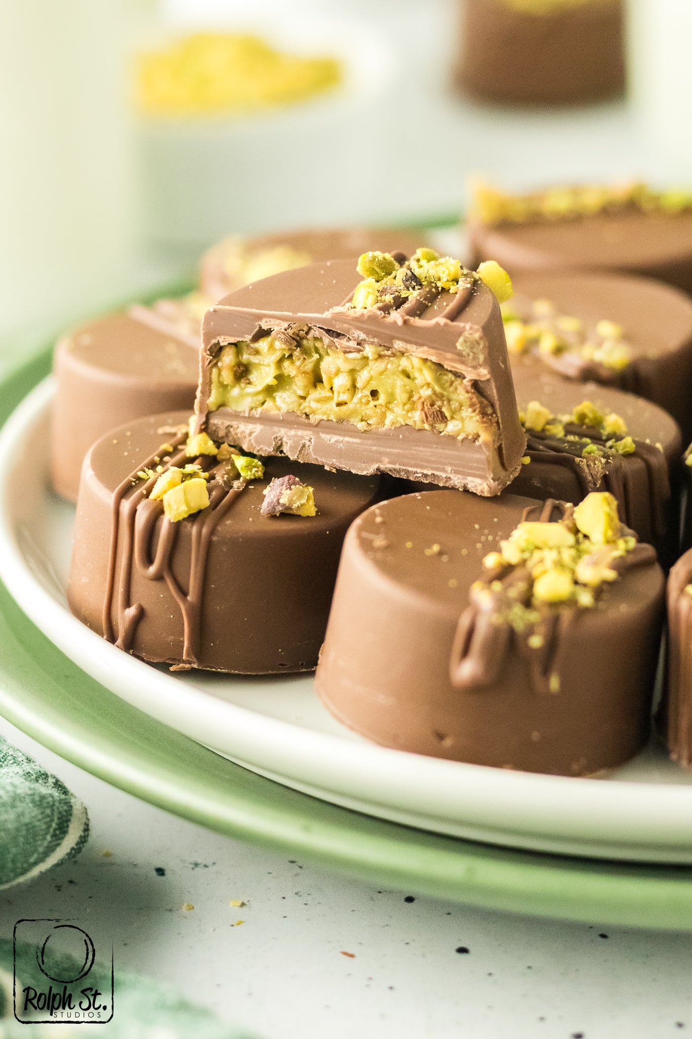 Exclusive Dubai Chocolate Cups