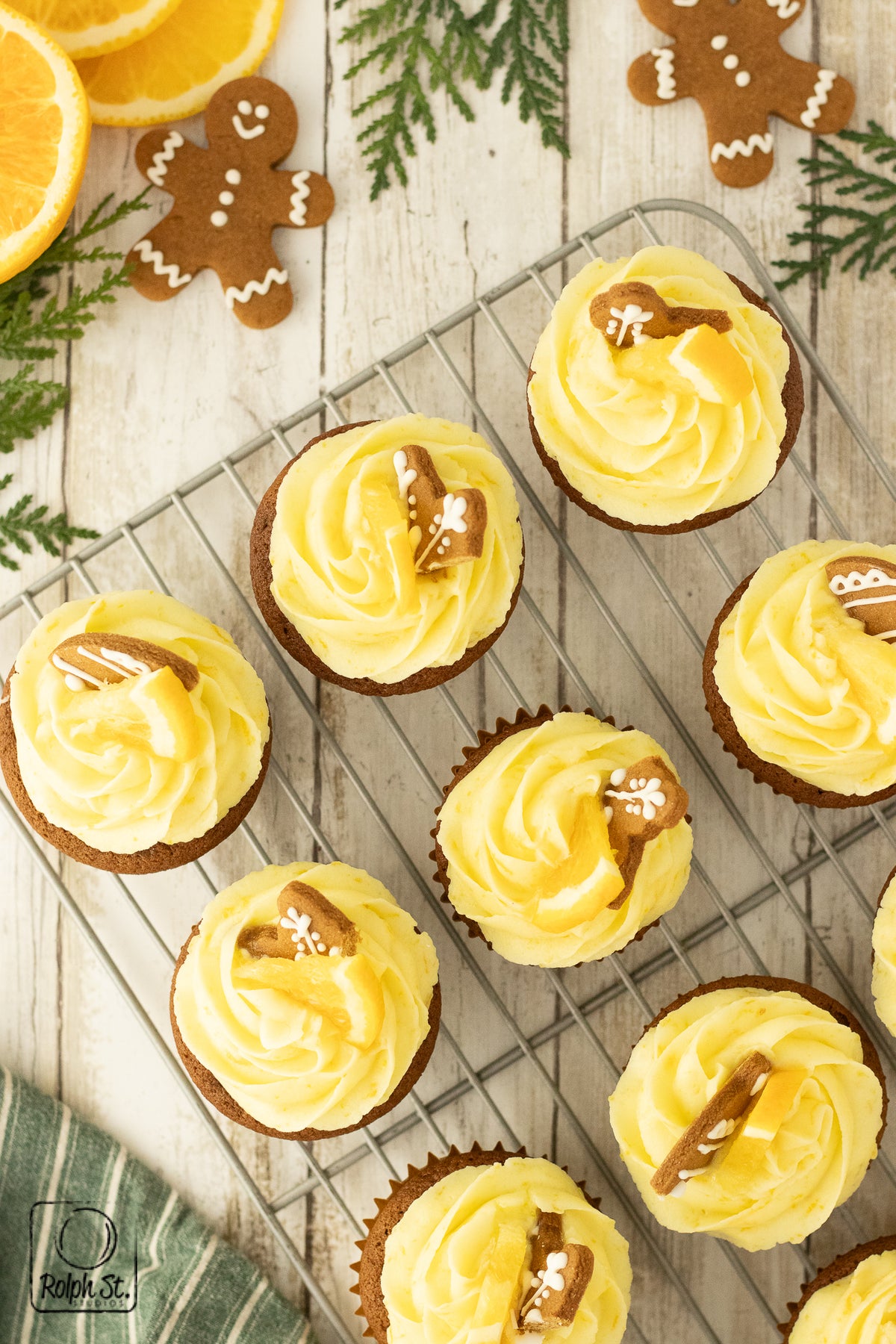 Exclusive Gingerbread Cupcakes