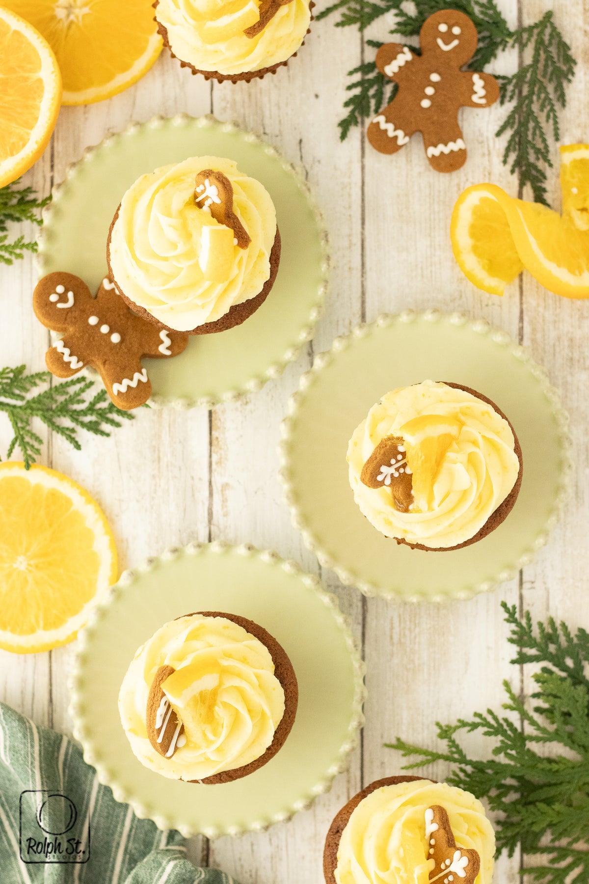 Exclusive Gingerbread Cupcakes