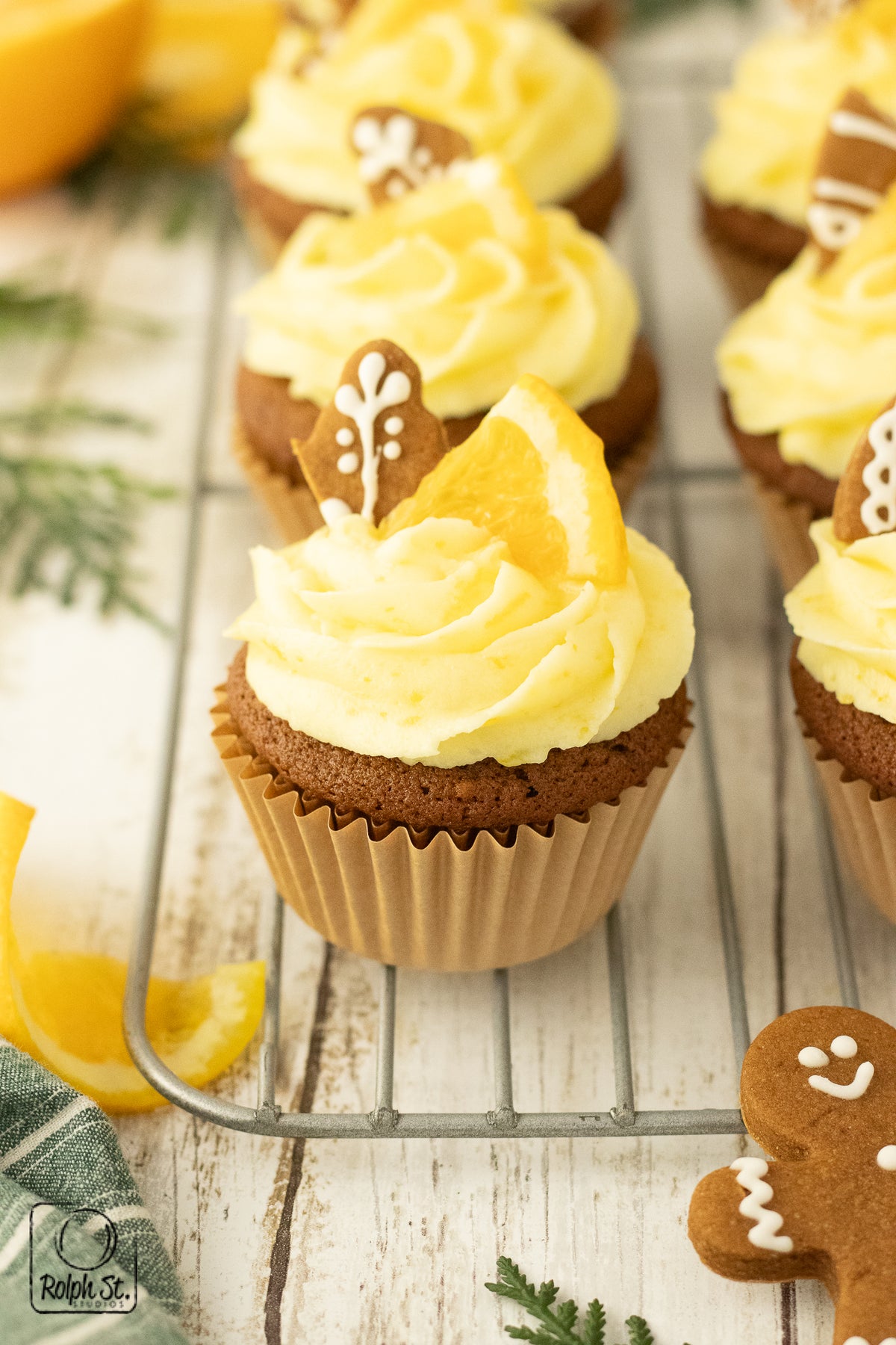 Exclusive Gingerbread Cupcakes