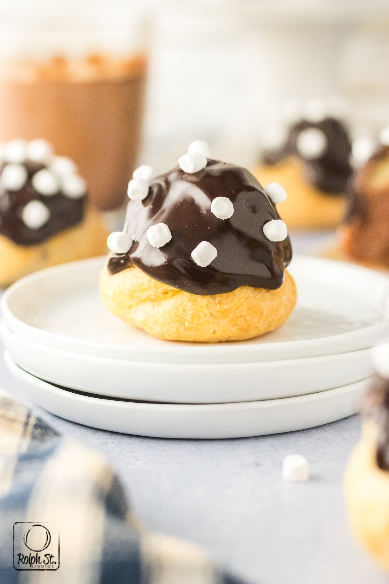 Exclusive Hot Chocolate Cream Puffs