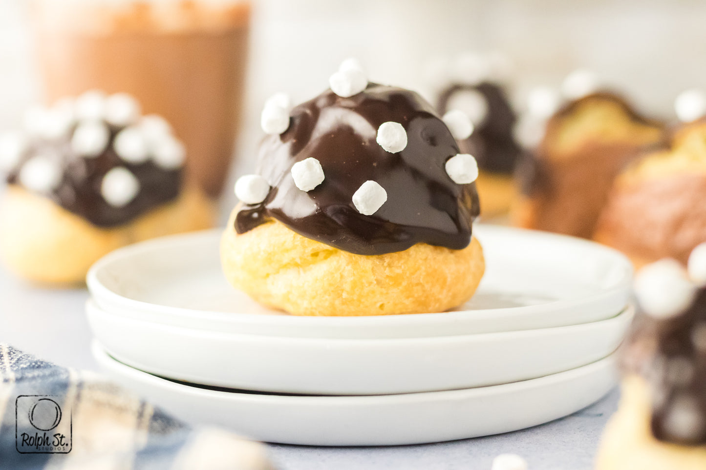 Exclusive Hot Chocolate Cream Puffs