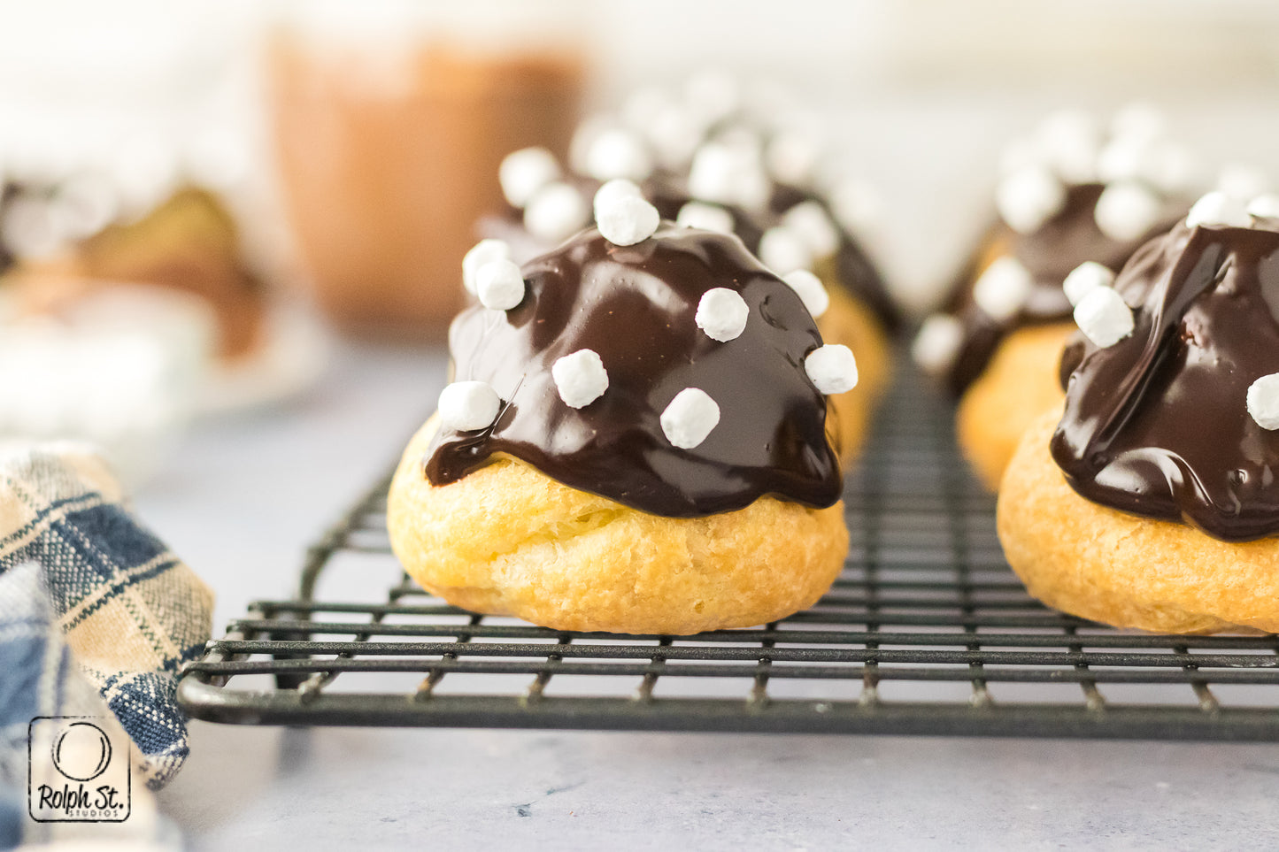 Exclusive Hot Chocolate Cream Puffs