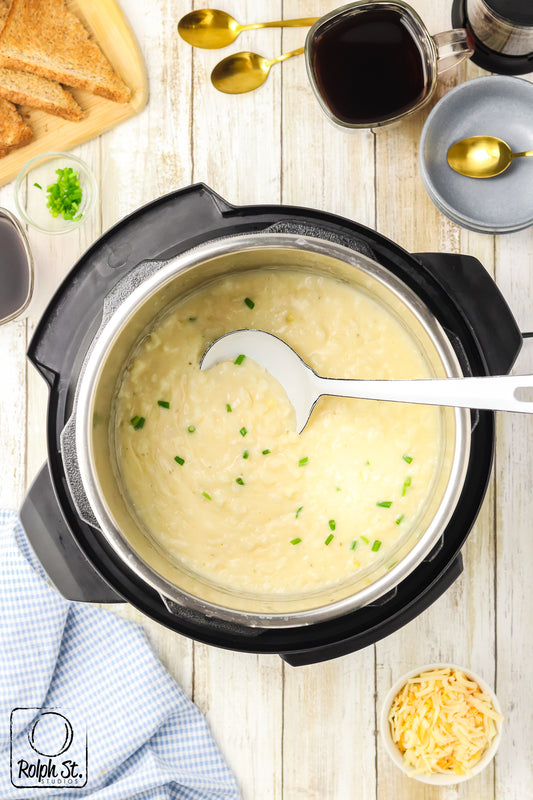 Exclusive Instant Pot Cheesy Grits