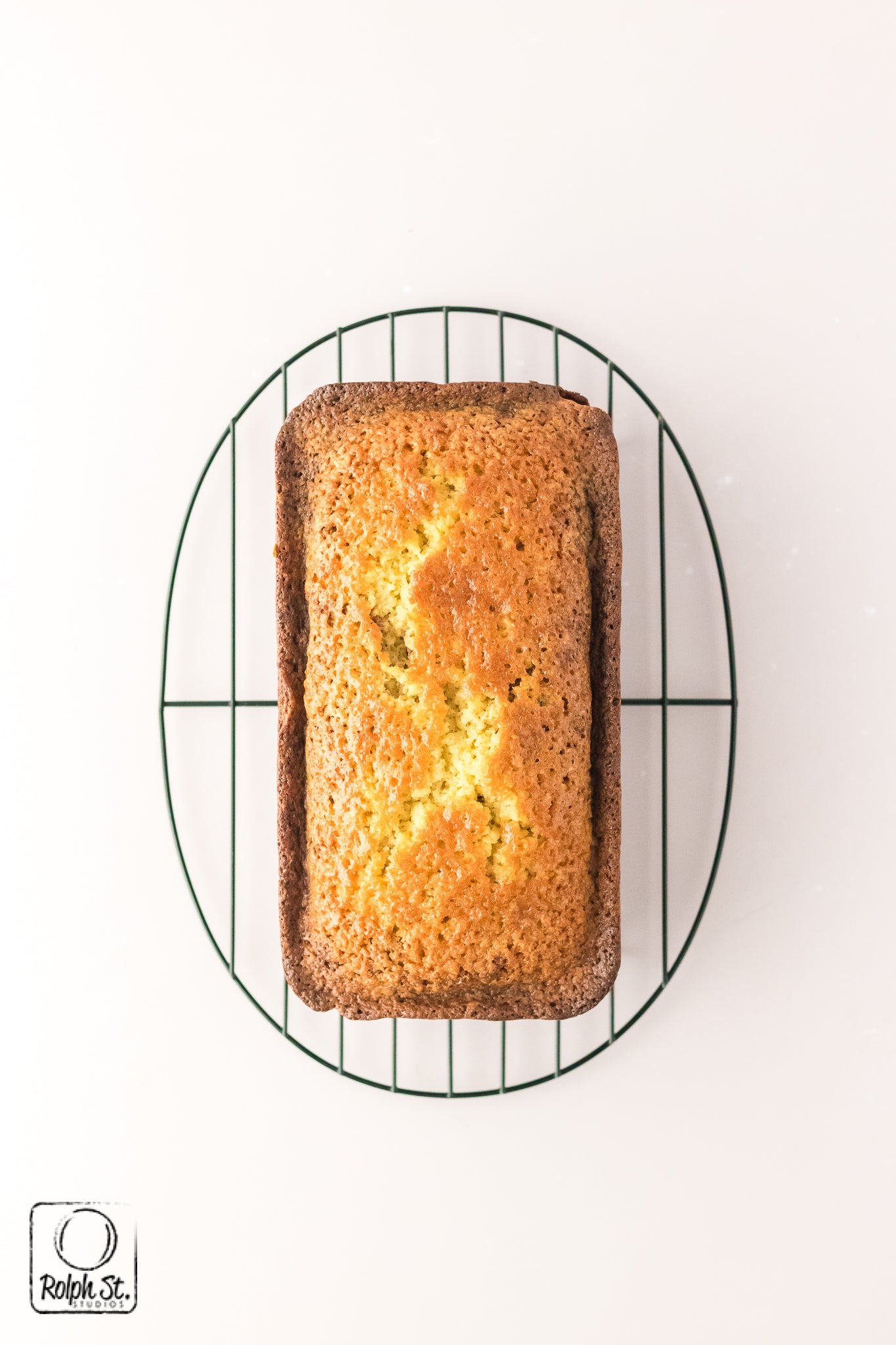Exclusive Marble Ombre Pound Cake