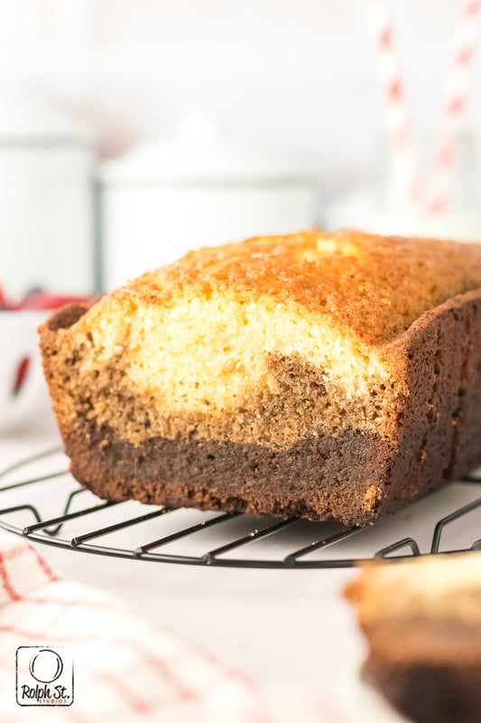 Exclusive Marble Ombre Pound Cake