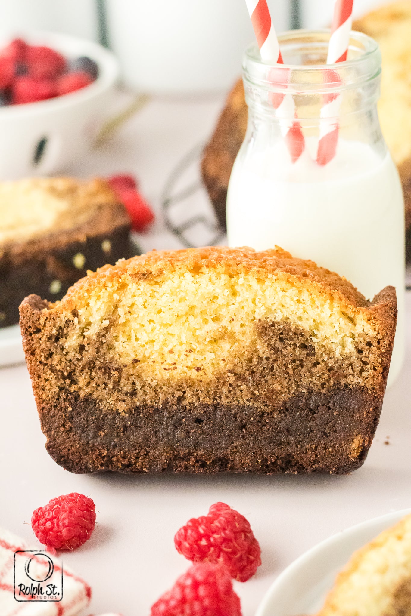 Exclusive Marble Ombre Pound Cake