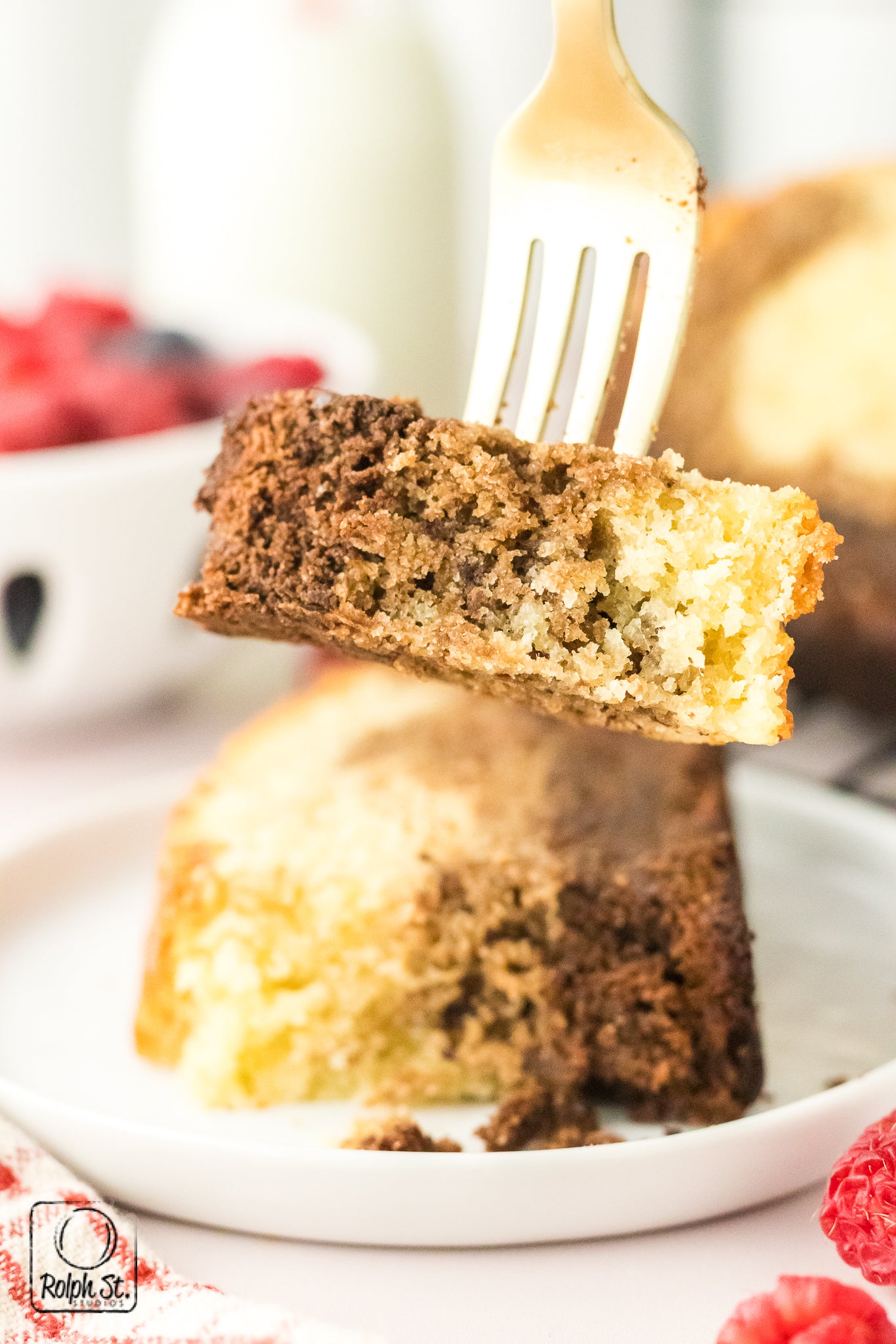 Exclusive Marble Ombre Pound Cake