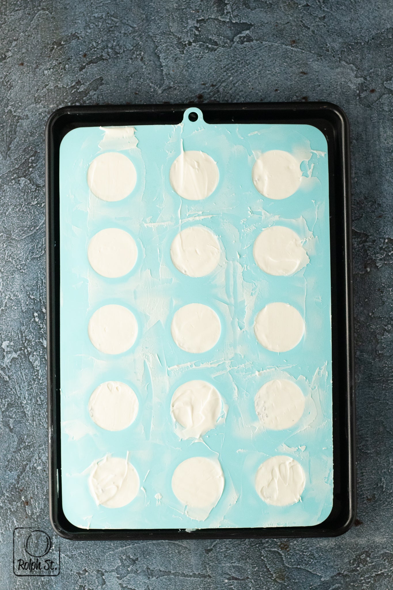 Exclusive Mummy Cake Pucks