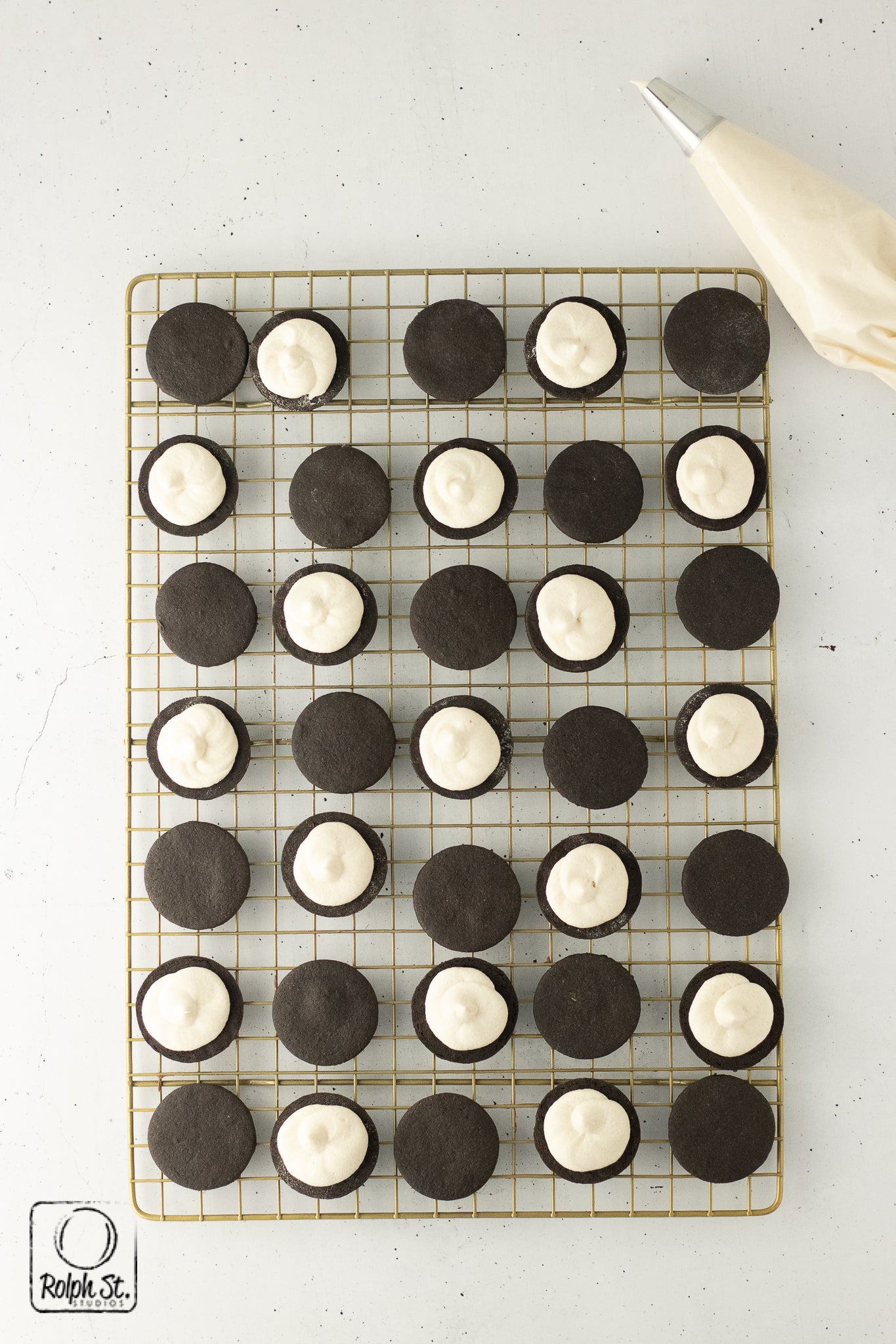 Exclusive Homemade Oreo Cookies