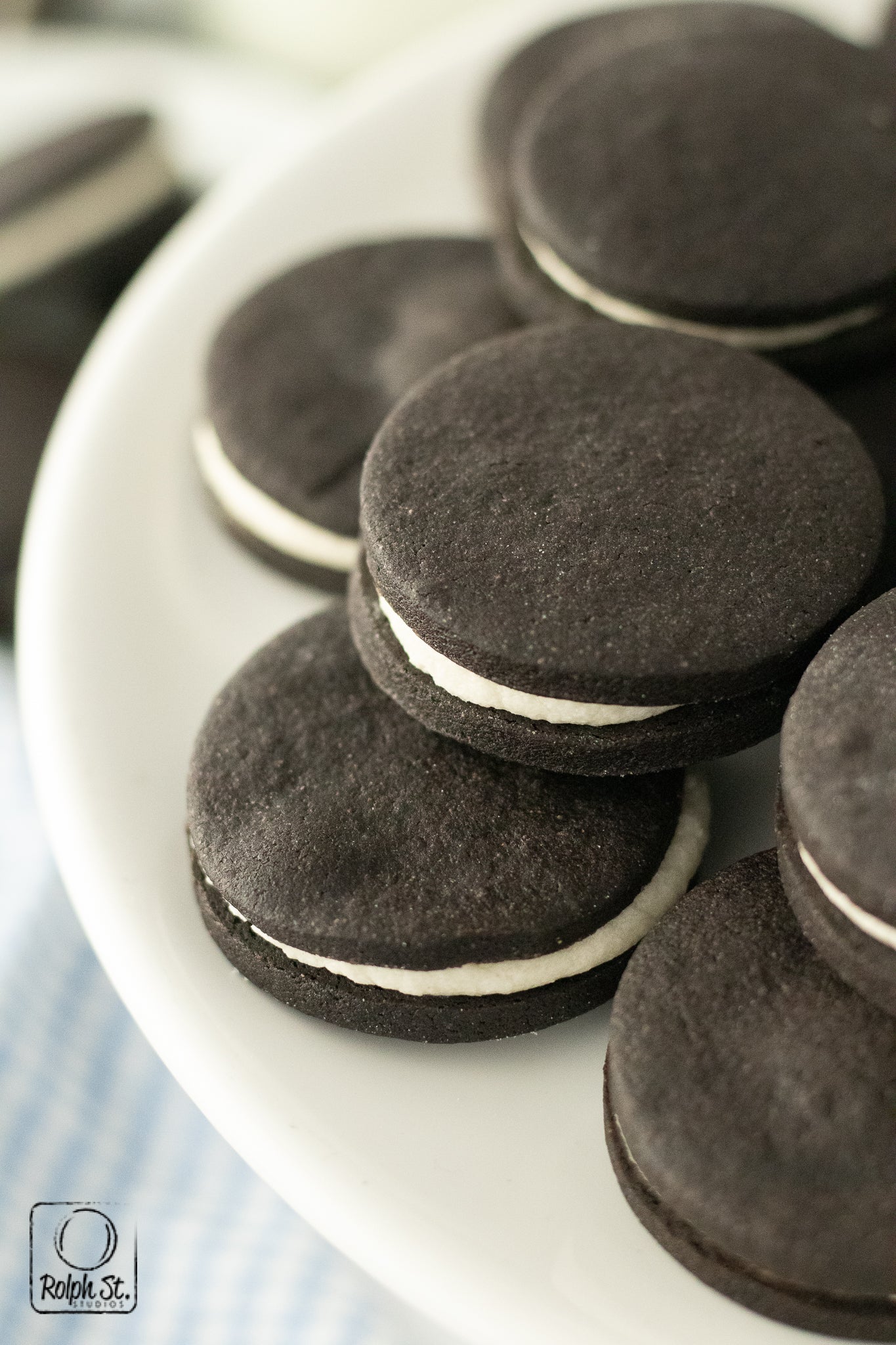 Exclusive Homemade Oreo Cookies