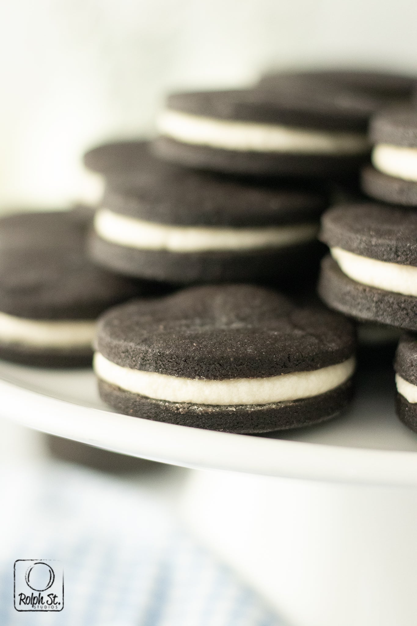 Exclusive Homemade Oreo Cookies