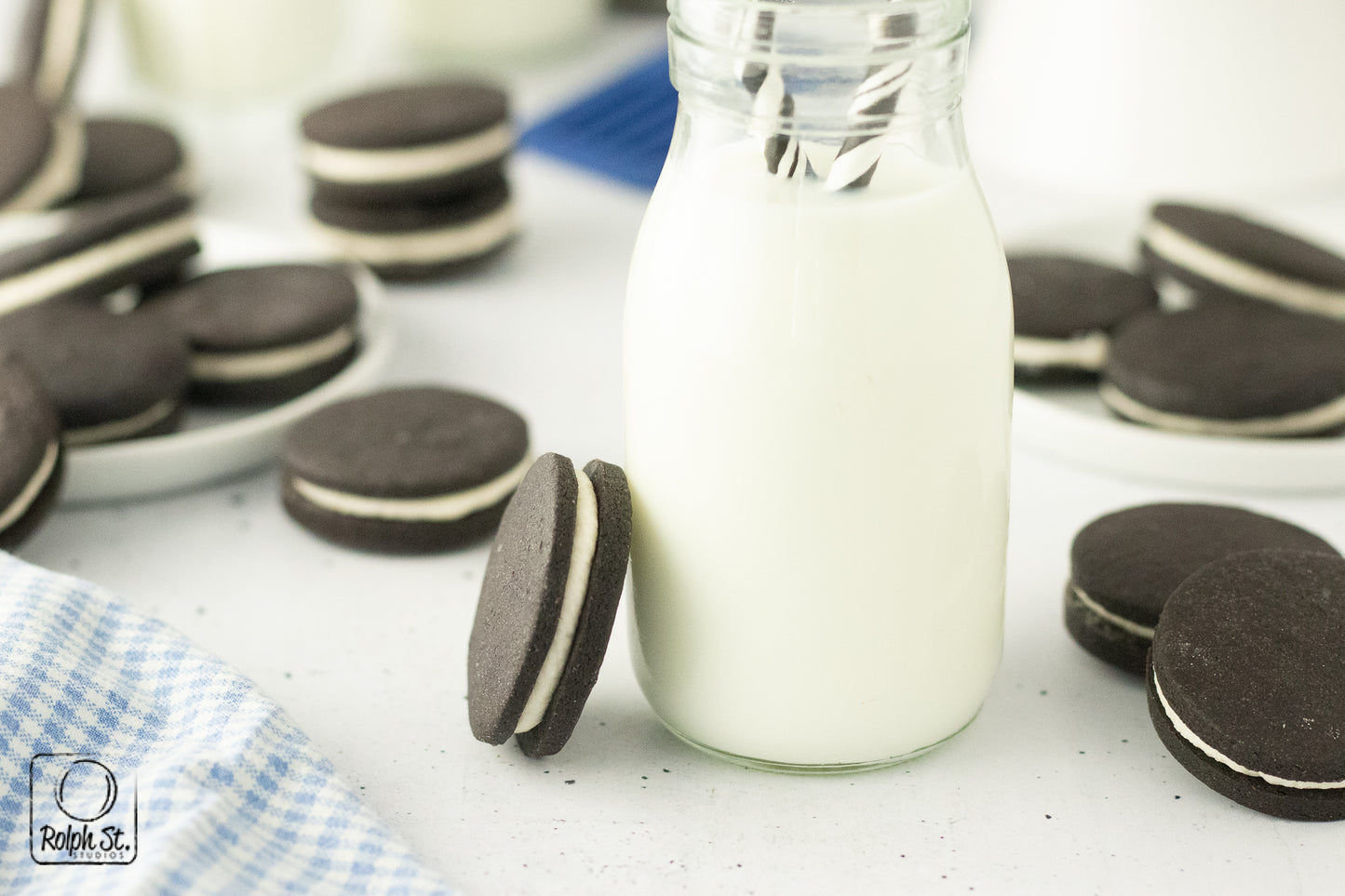 Exclusive Homemade Oreo Cookies