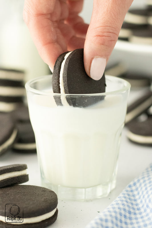 Exclusive Homemade Oreo Cookies
