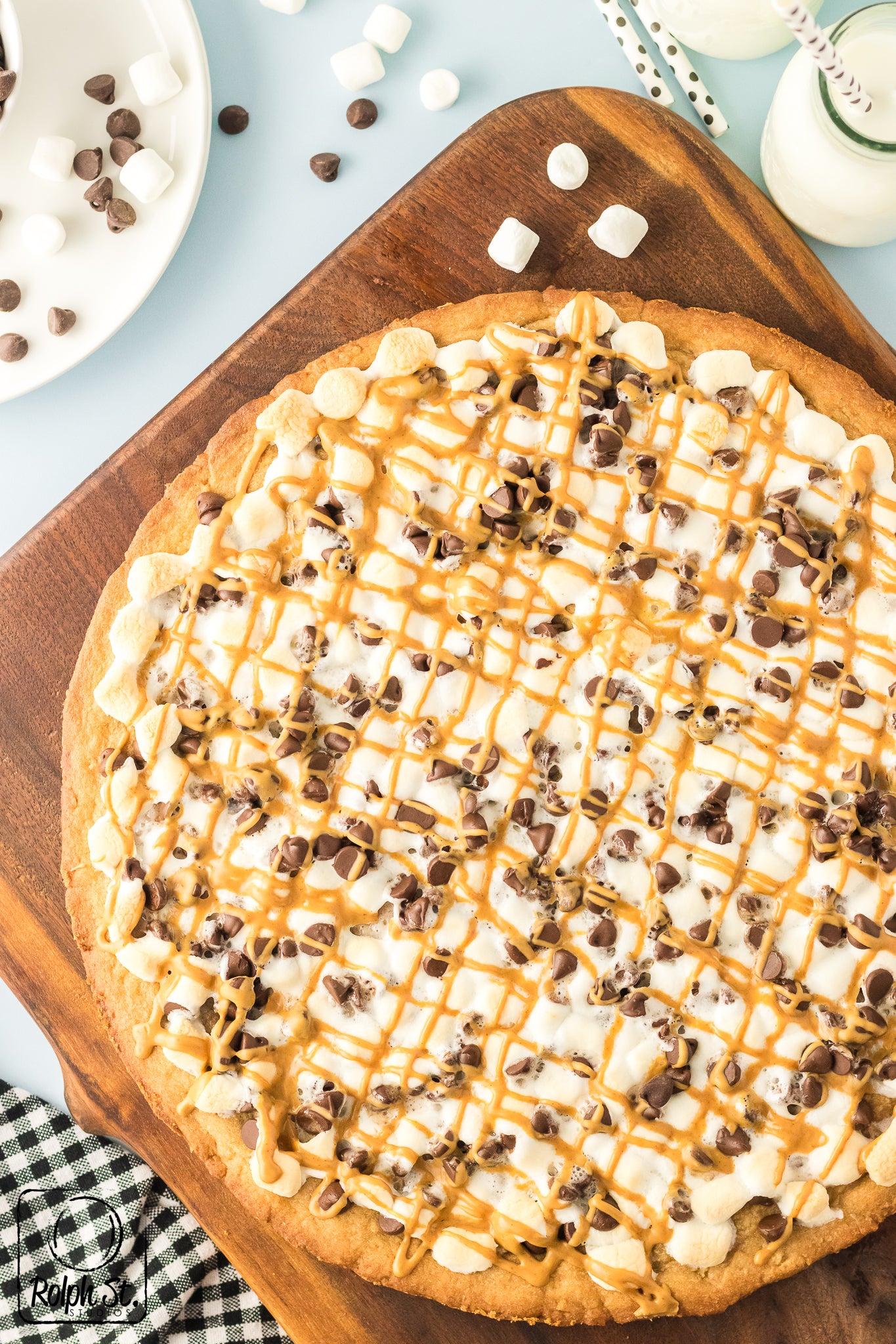 Exclusive Peanut Butter Pizza