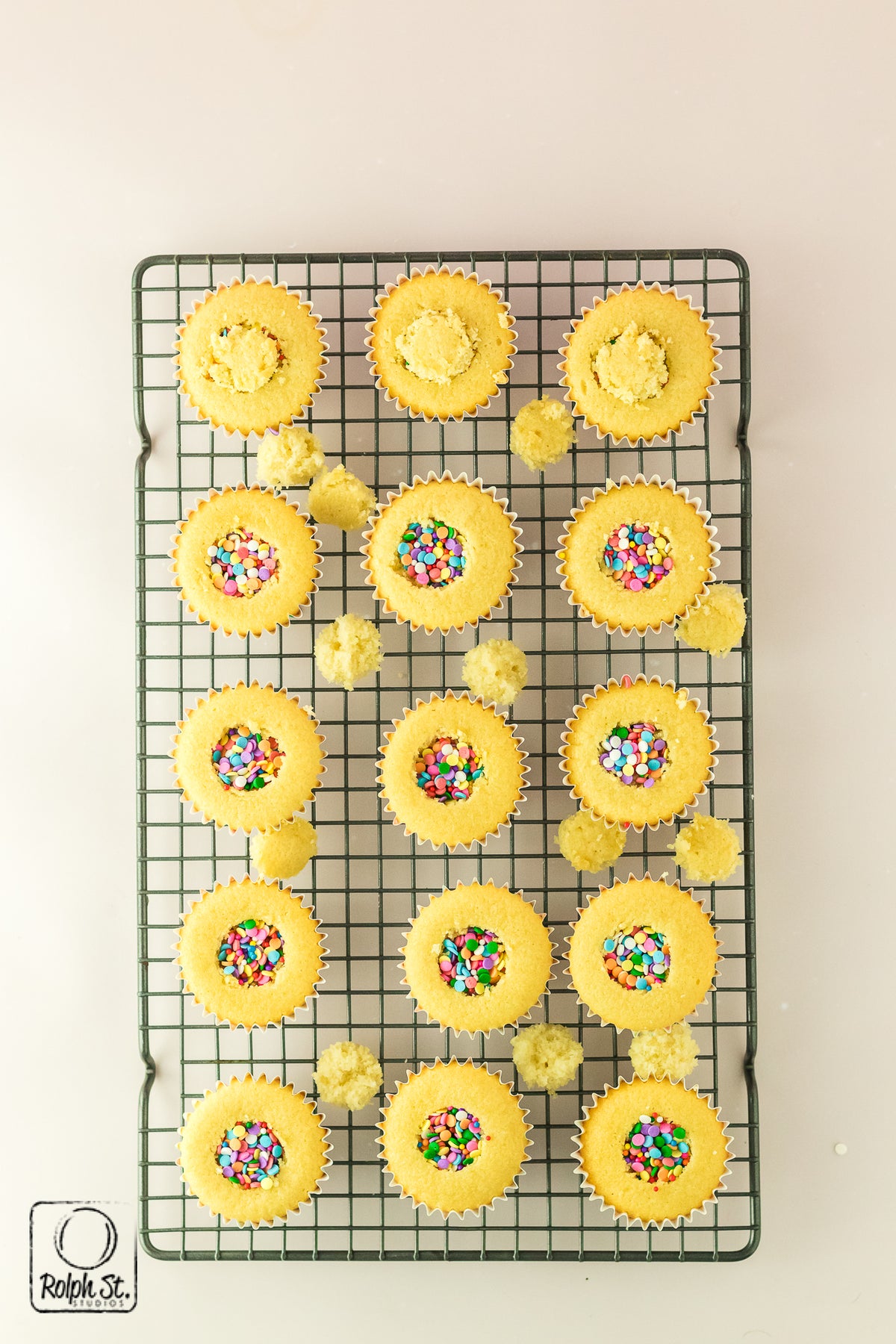 Exclusive Piñata Cupcakes