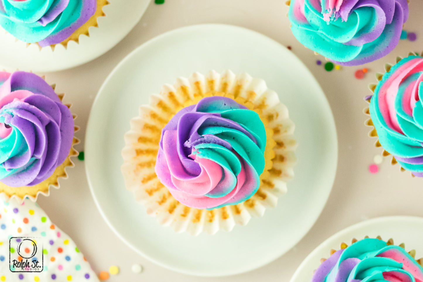 Exclusive Piñata Cupcakes