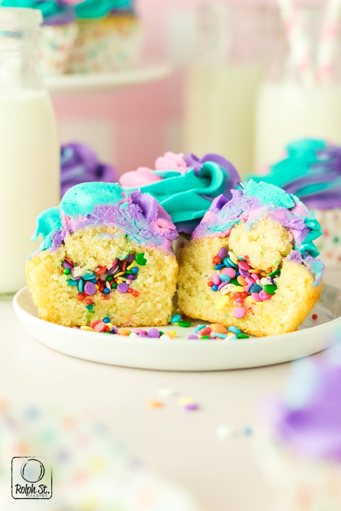 Exclusive Piñata Cupcakes