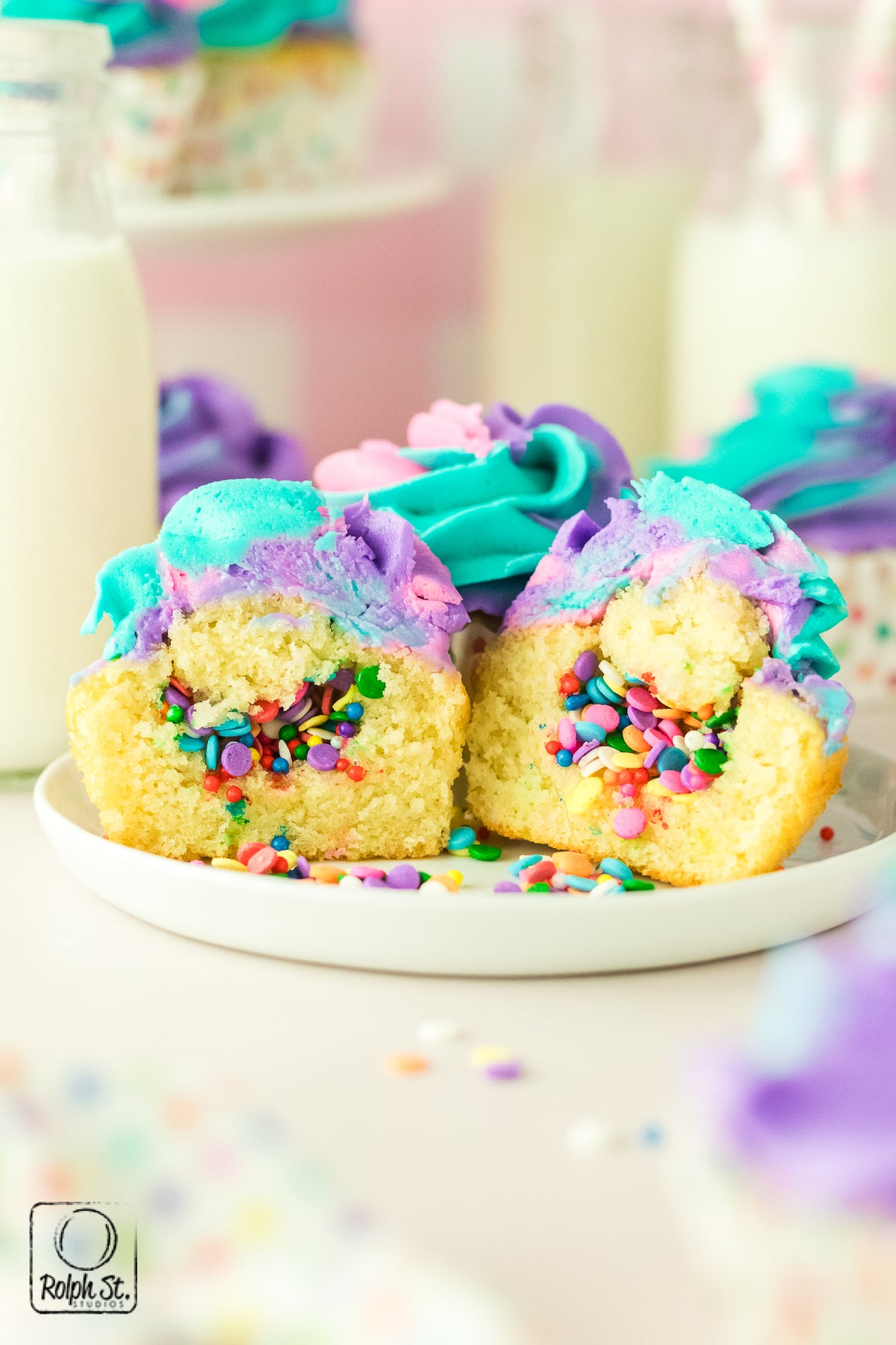 Exclusive Piñata Cupcakes