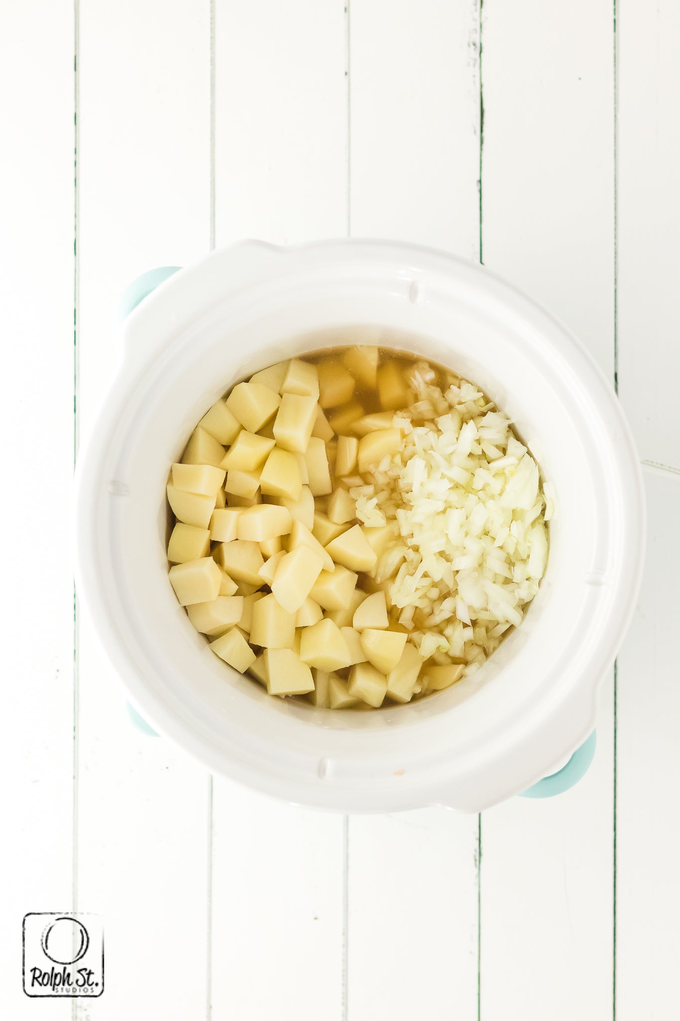 Exclusive Slow Cooker Loaded Potato Soup