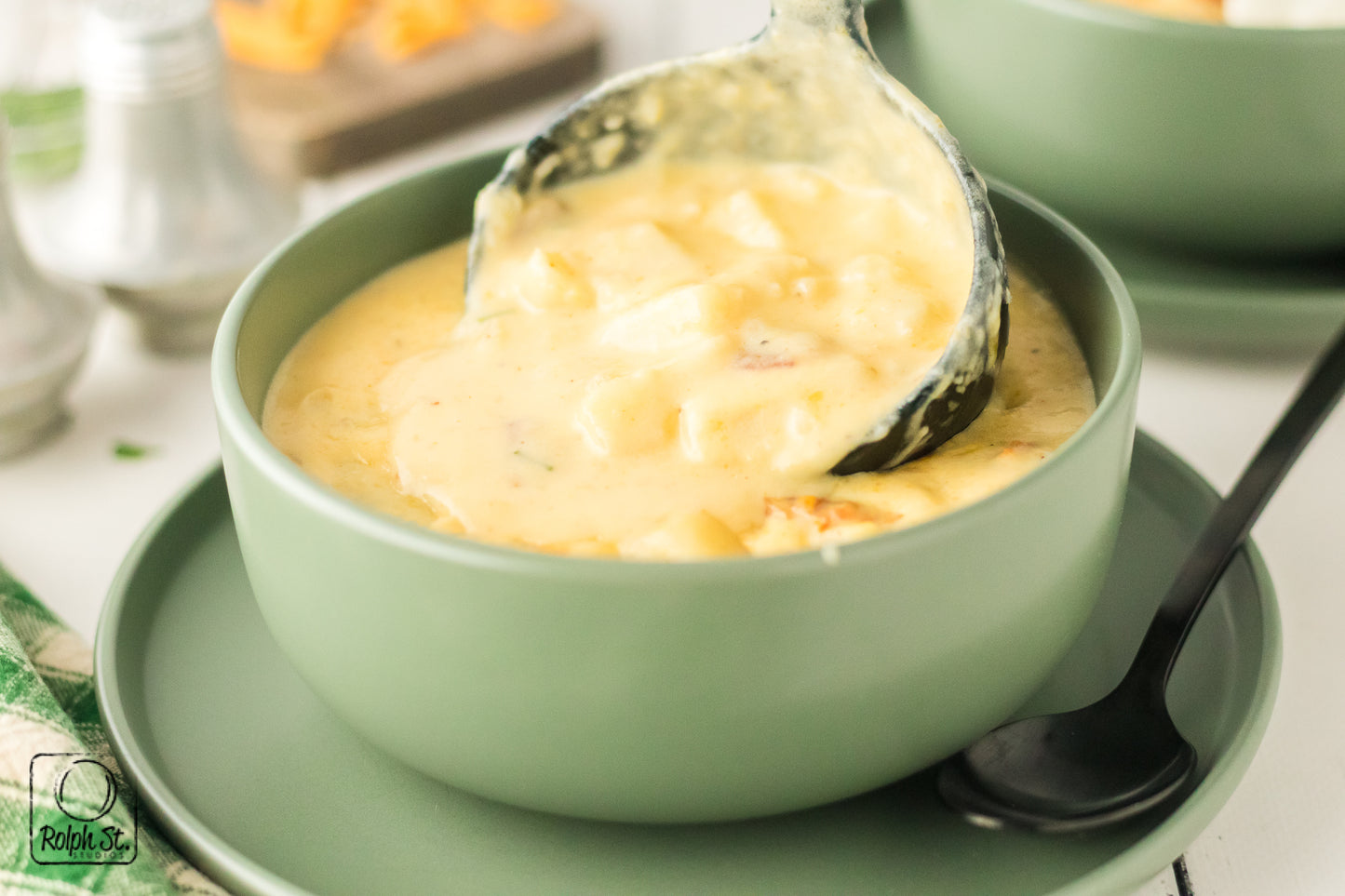 Exclusive Slow Cooker Loaded Potato Soup