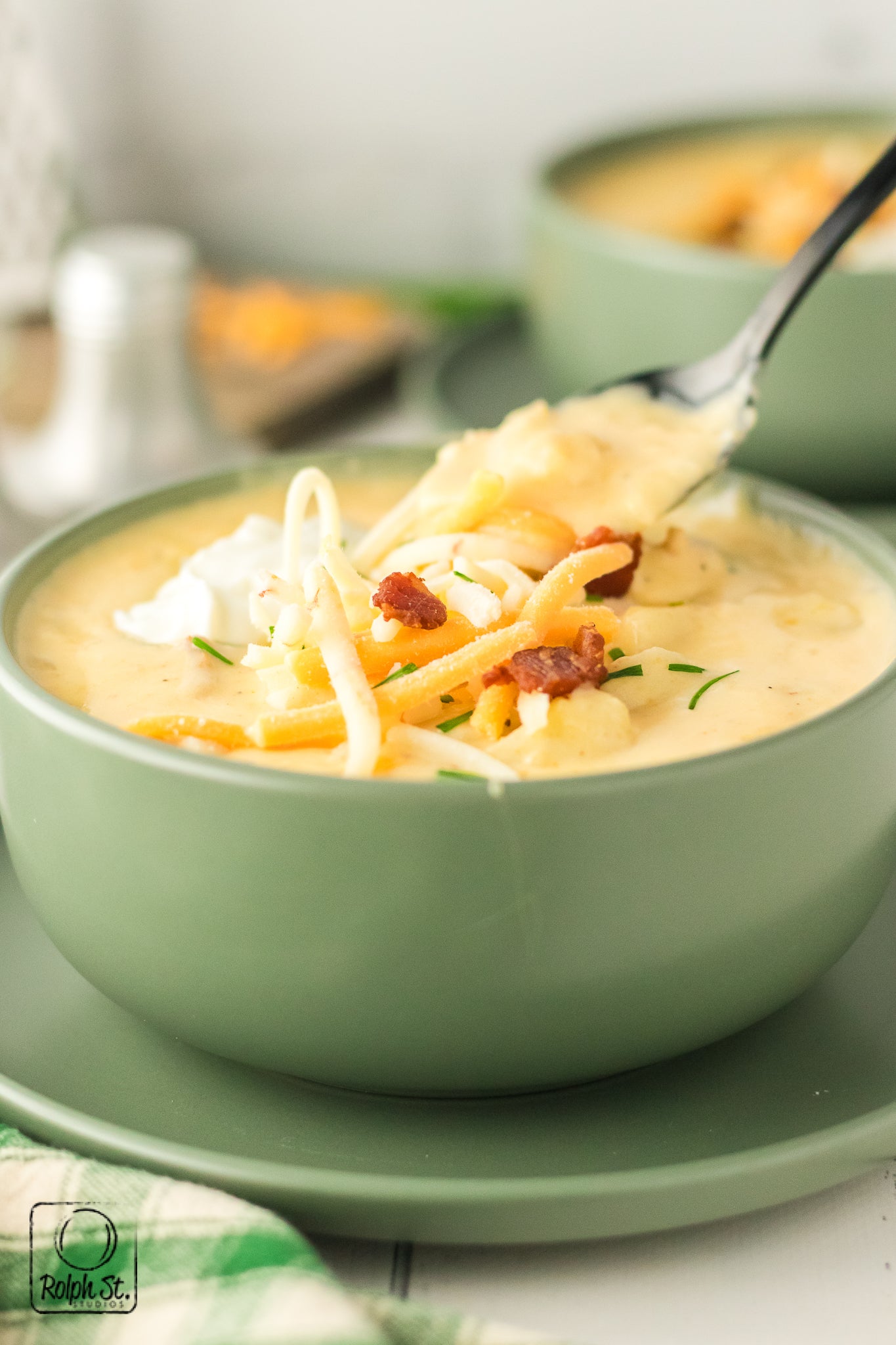 Exclusive Slow Cooker Loaded Potato Soup