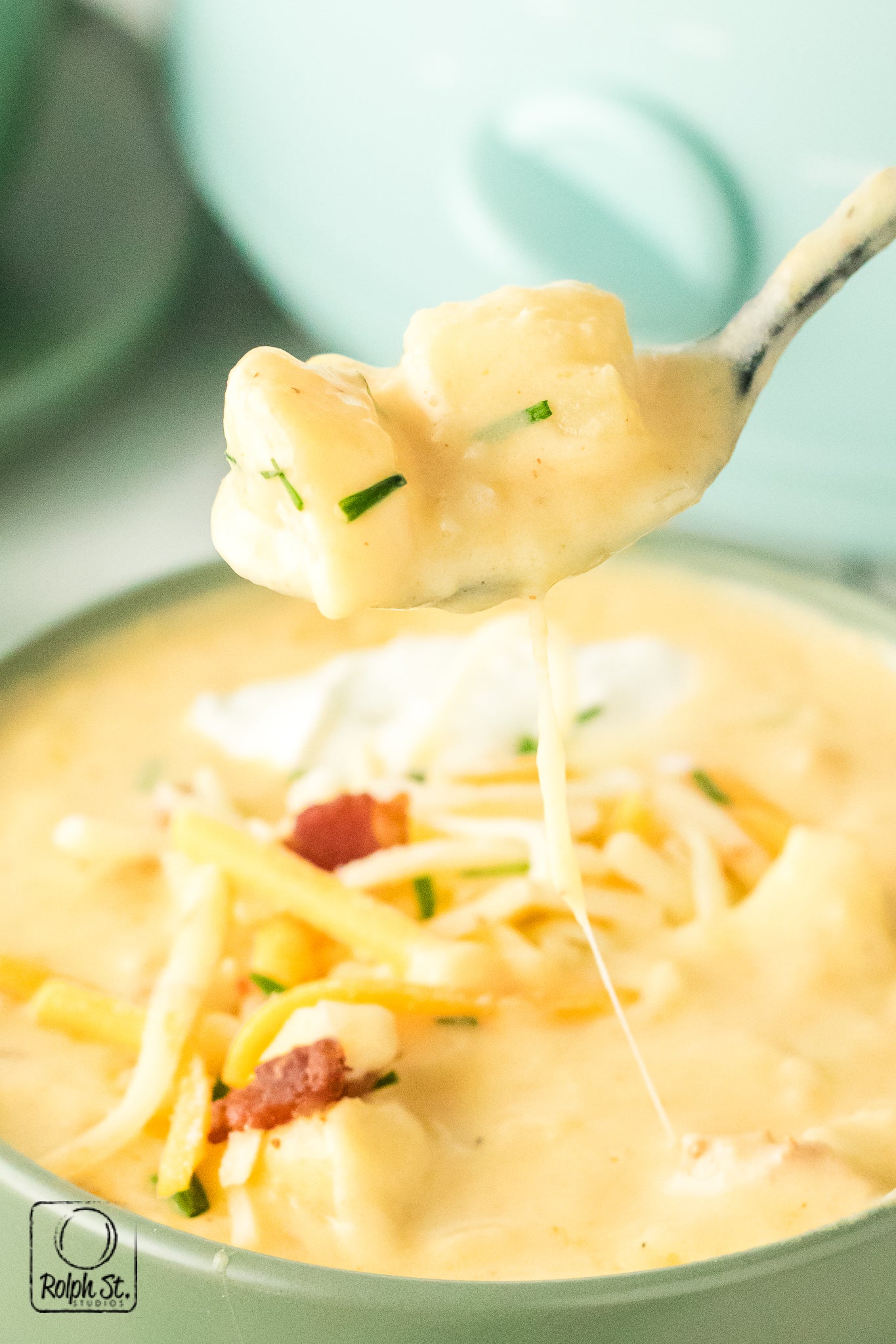 Exclusive Slow Cooker Loaded Potato Soup
