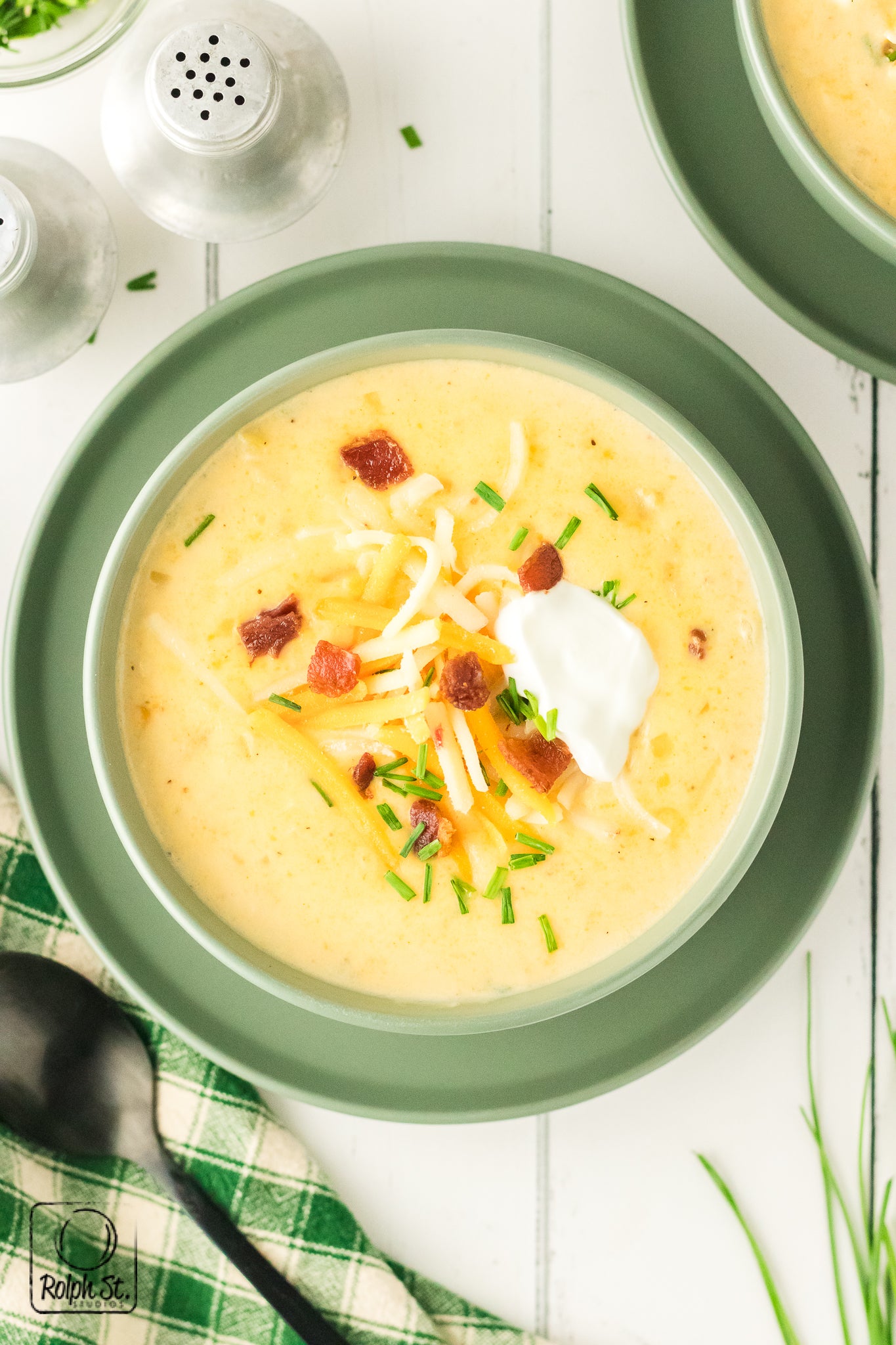 Exclusive Slow Cooker Loaded Potato Soup