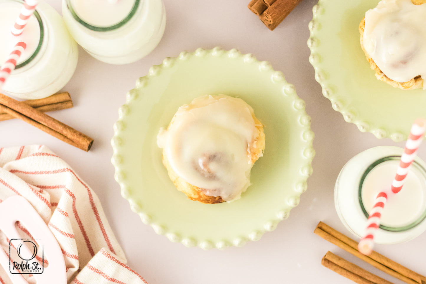 Exclusive Puff Pastry Cinnamon Rolls (with 25 sec reel)
