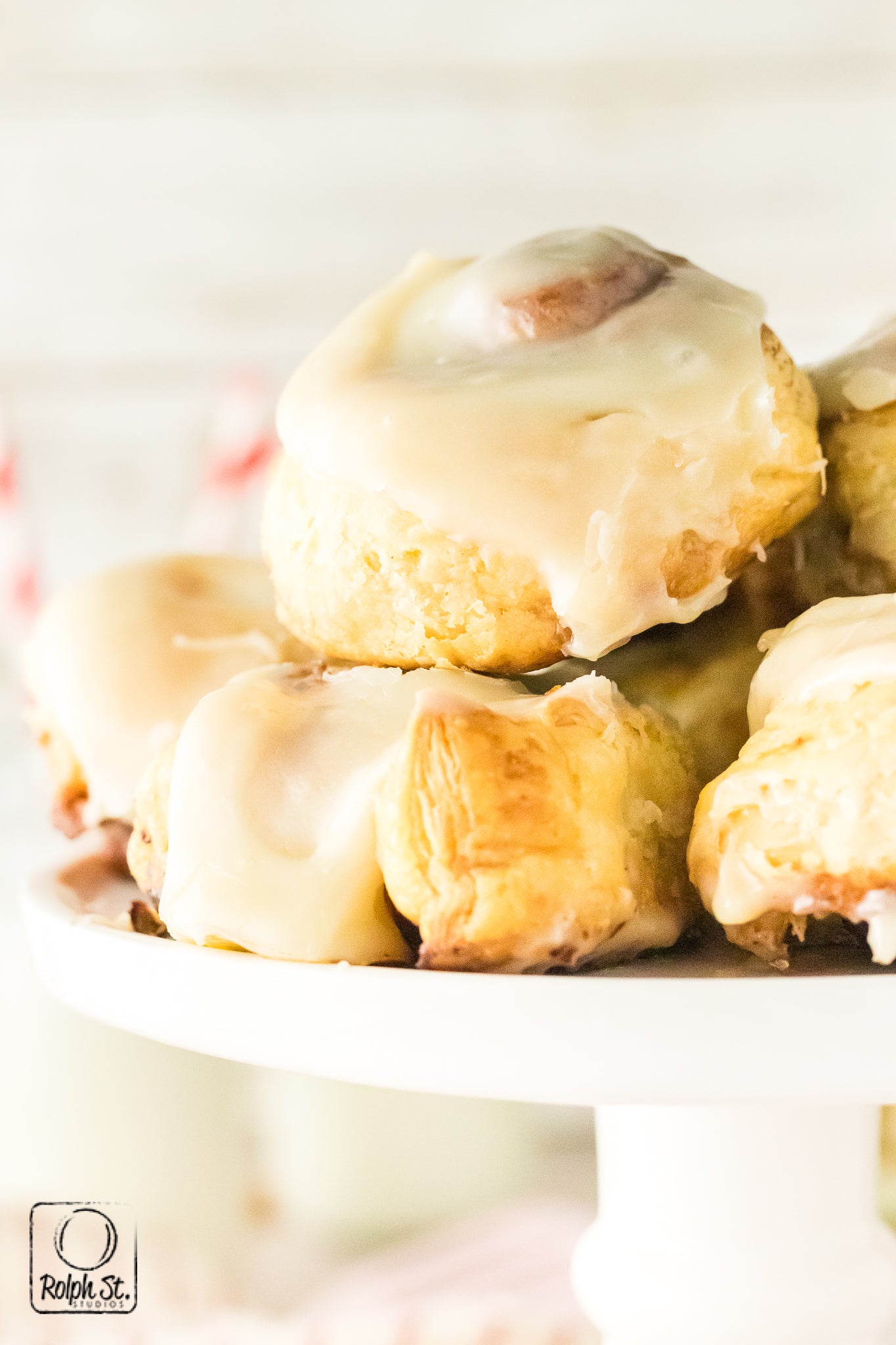 Exclusive Puff Pastry Cinnamon Rolls (with 25 sec reel)