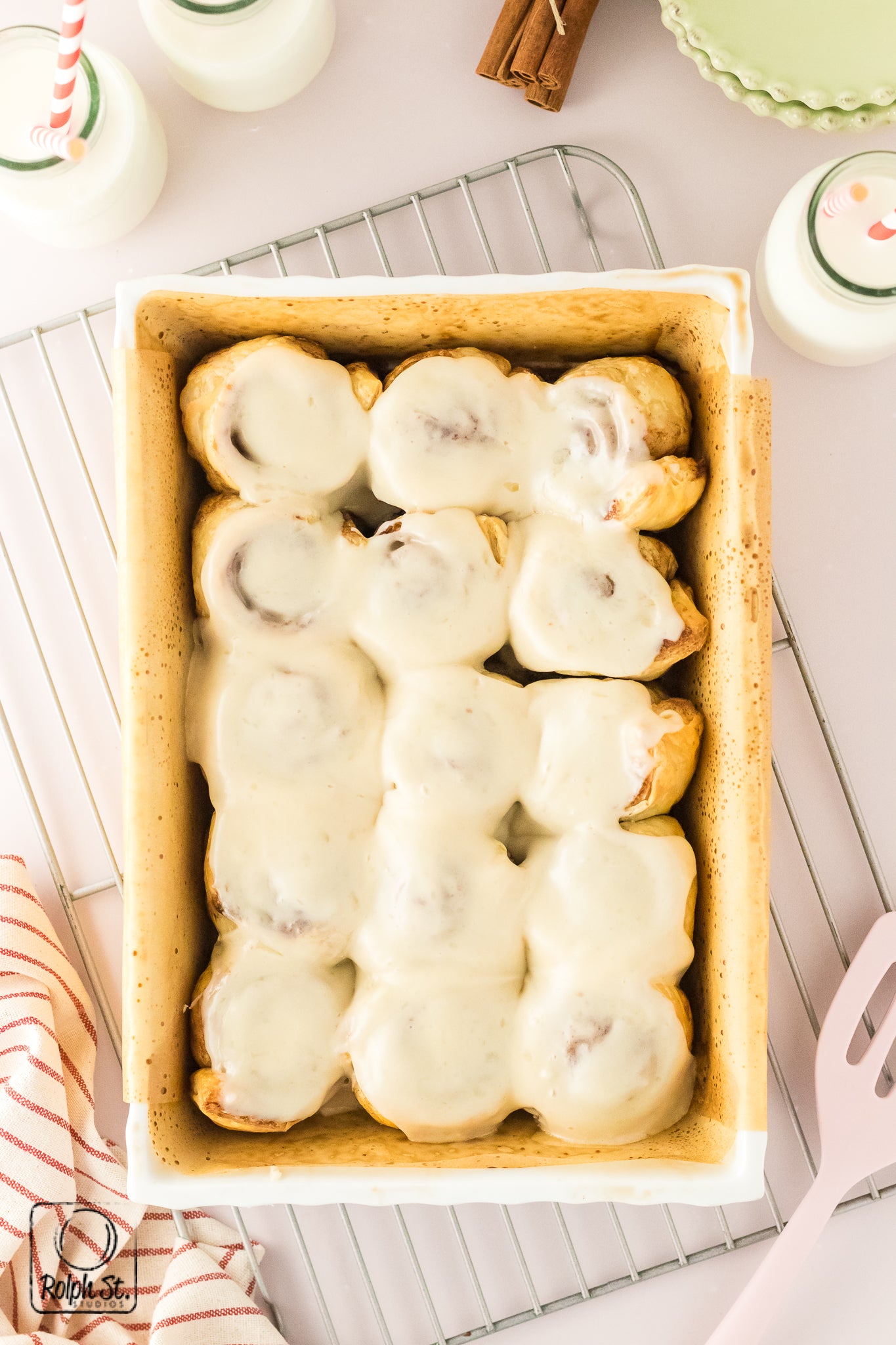 Exclusive Puff Pastry Cinnamon Rolls (with 25 sec reel)