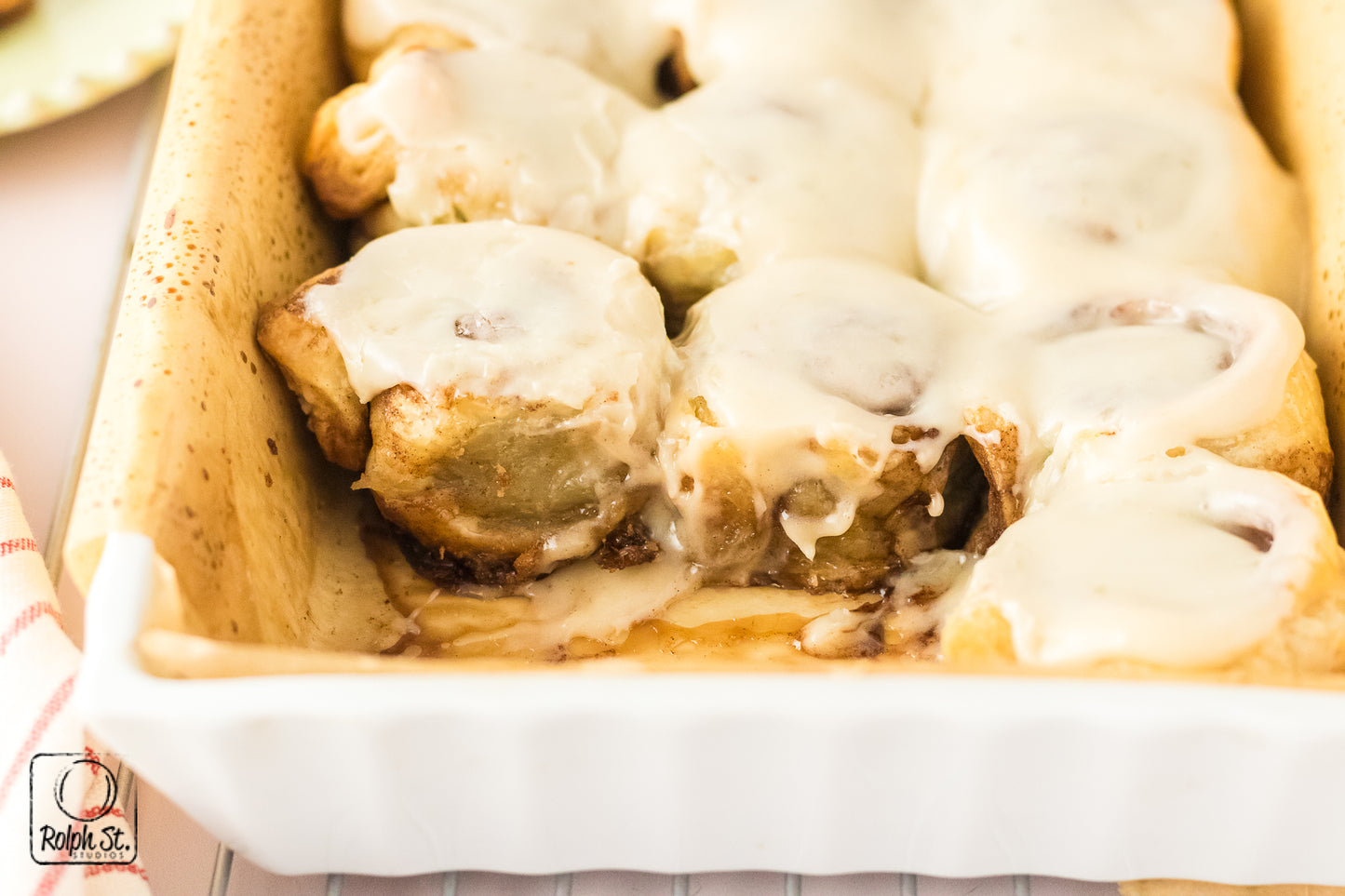 Exclusive Puff Pastry Cinnamon Rolls (with 25 sec reel)