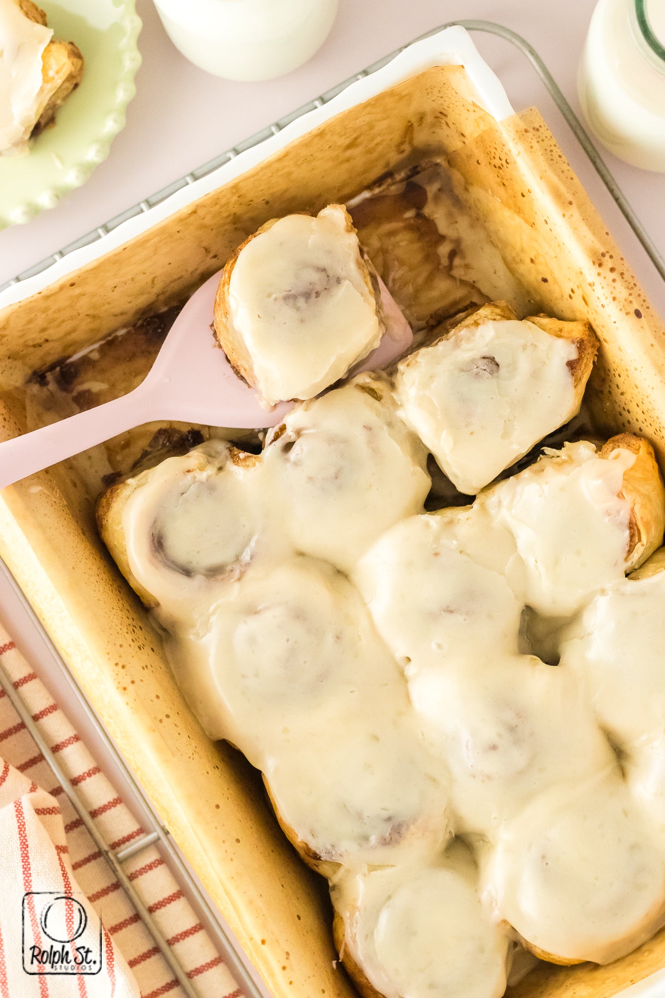 Exclusive Puff Pastry Cinnamon Rolls (with 25 sec reel)