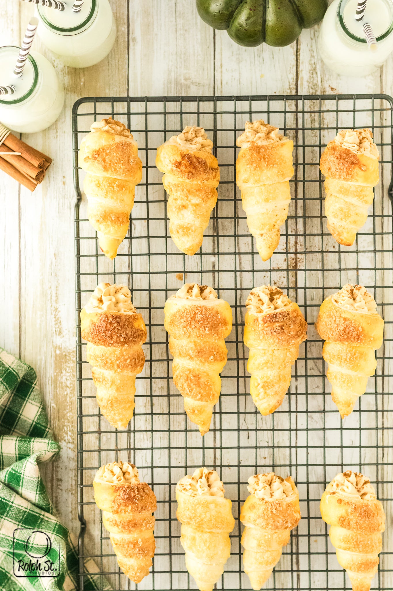 Exclusive Pumpkin Cream Horns