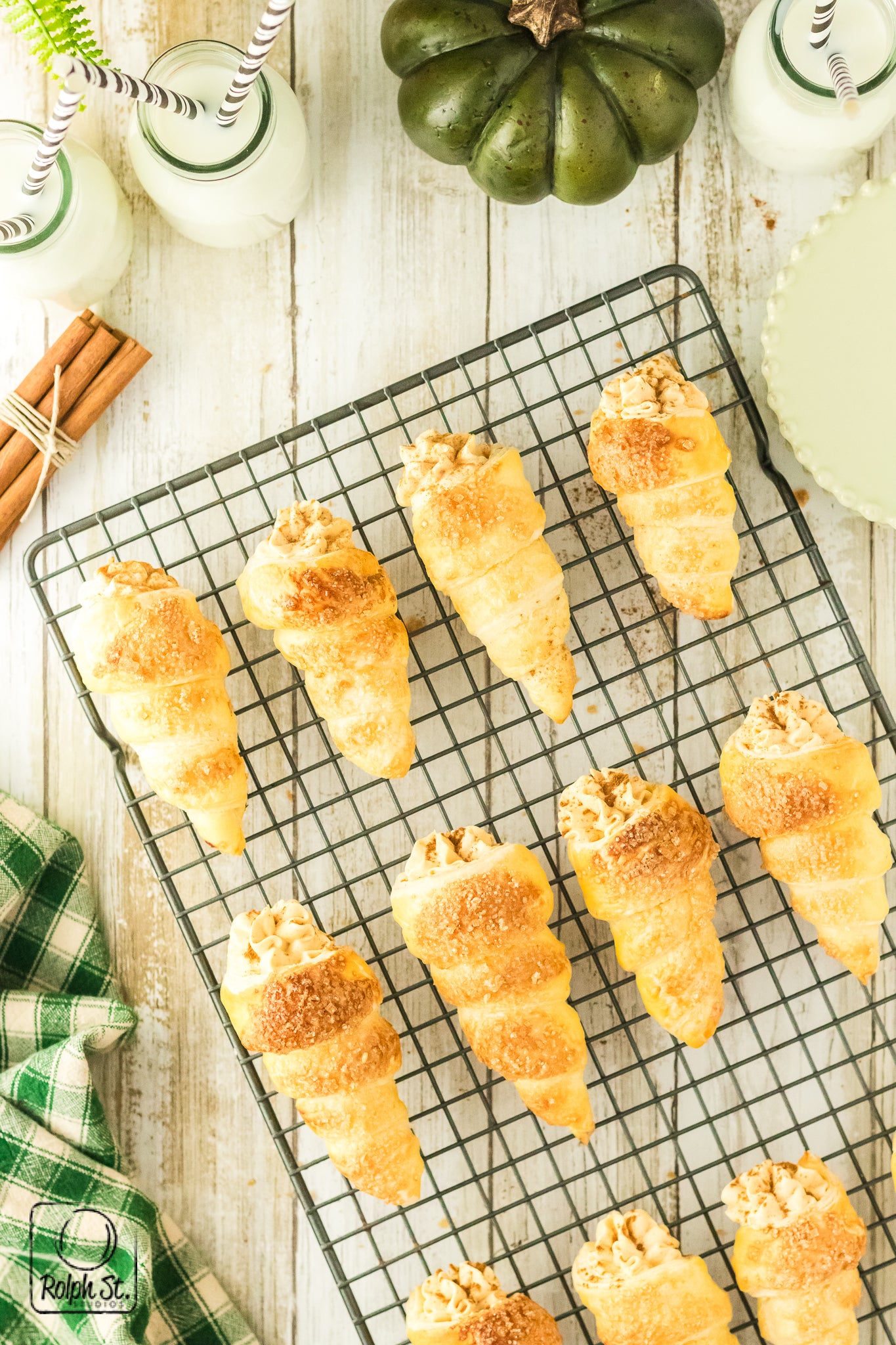 Exclusive Pumpkin Cream Horns